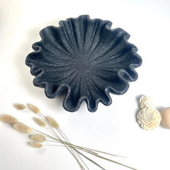 Minimalist Modern Flower Bowl Shape Tray 12x12x3“ - Black