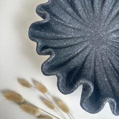 Minimalist Modern Flower Bowl Shape Tray 12x12x3“ - Black