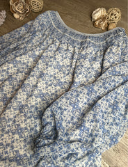 Women's Floral Print Off-Shoulder Blouse, Long Balloon Sleeves, Blue and White Pattern