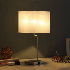 21.5-Inch Aston Square Table Lamp w/ Charging Station