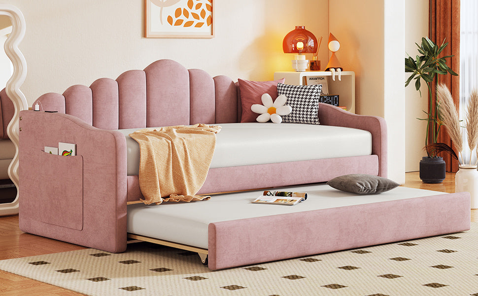 Twin size Upholstered Daybed with Trundle ,Velvet Sofabed with USB Charging Ports, No Box-spring Needed - Pink