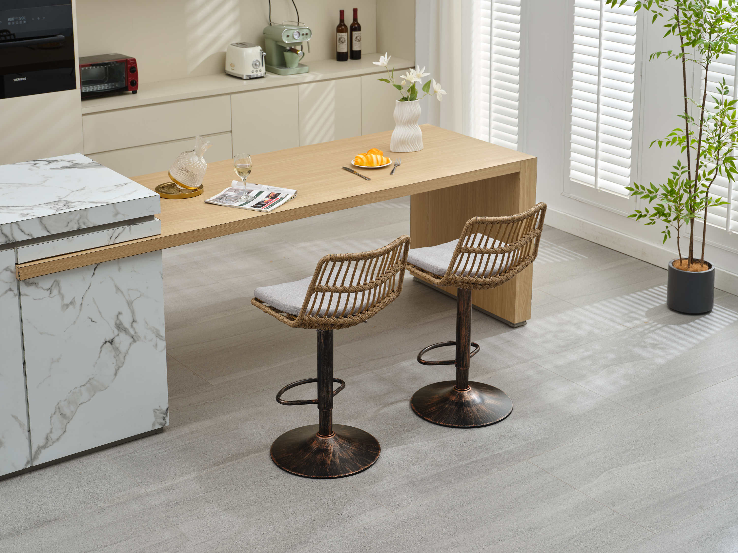 Set of 2 Rattan Bar Stool, 360 Swivel Bar Chair, Counter Height Chair with Footrest - Grey