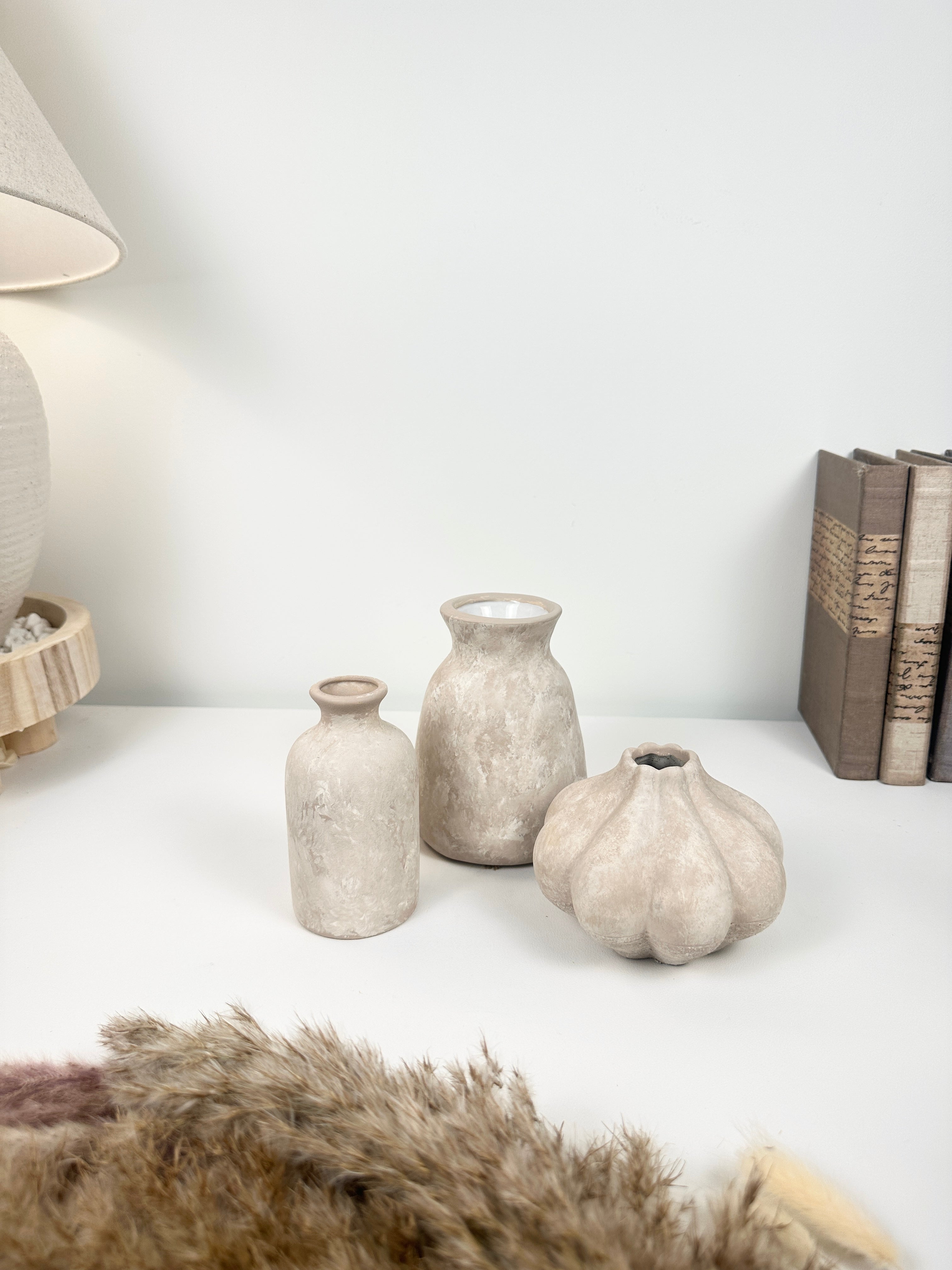 Set of 4 (3 small vases + 1 tray) - Beige and whitewashed