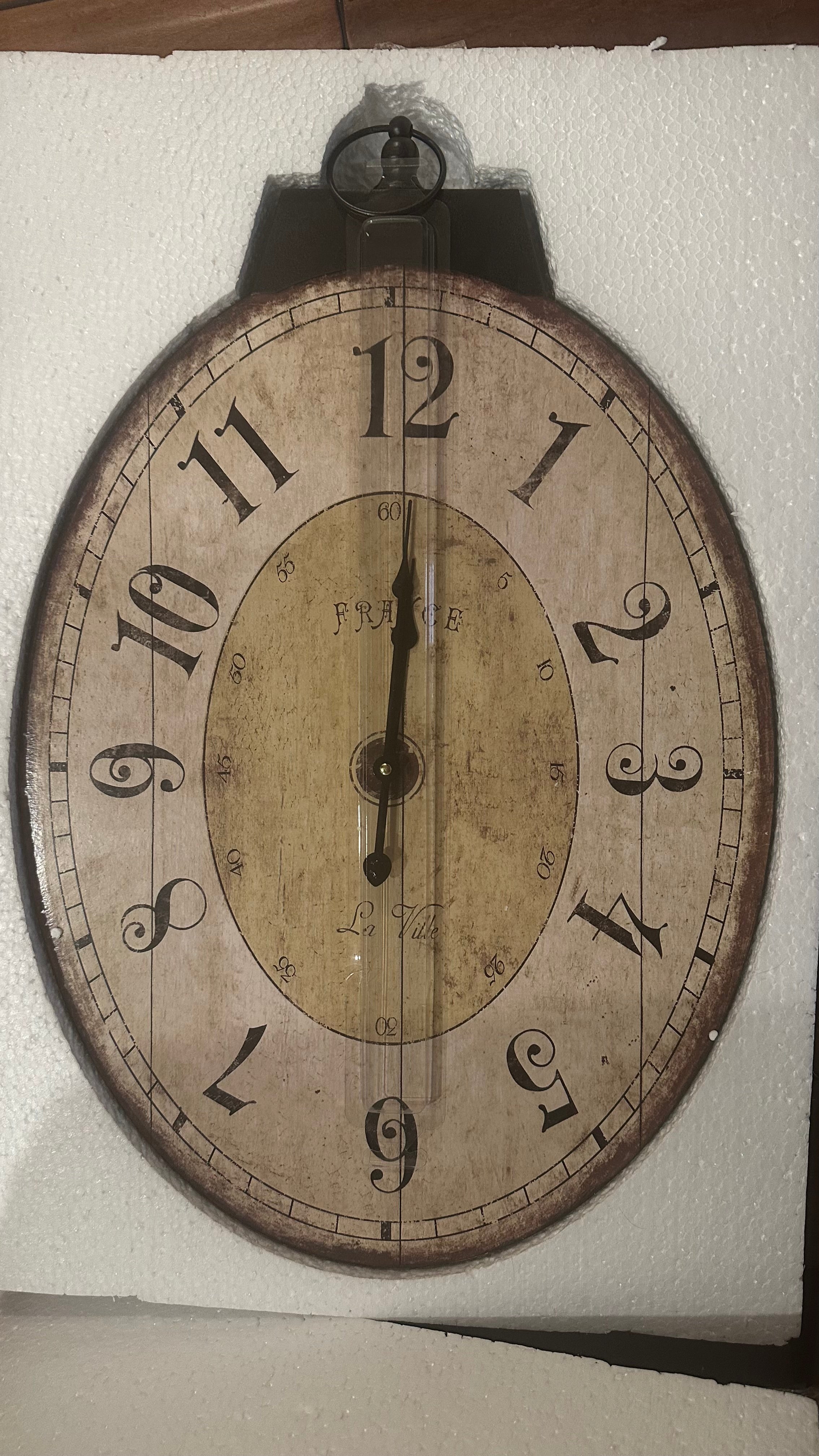 18"x29" Antique White Oval Wall Clock, Traditional Vintage Home Decor Clock