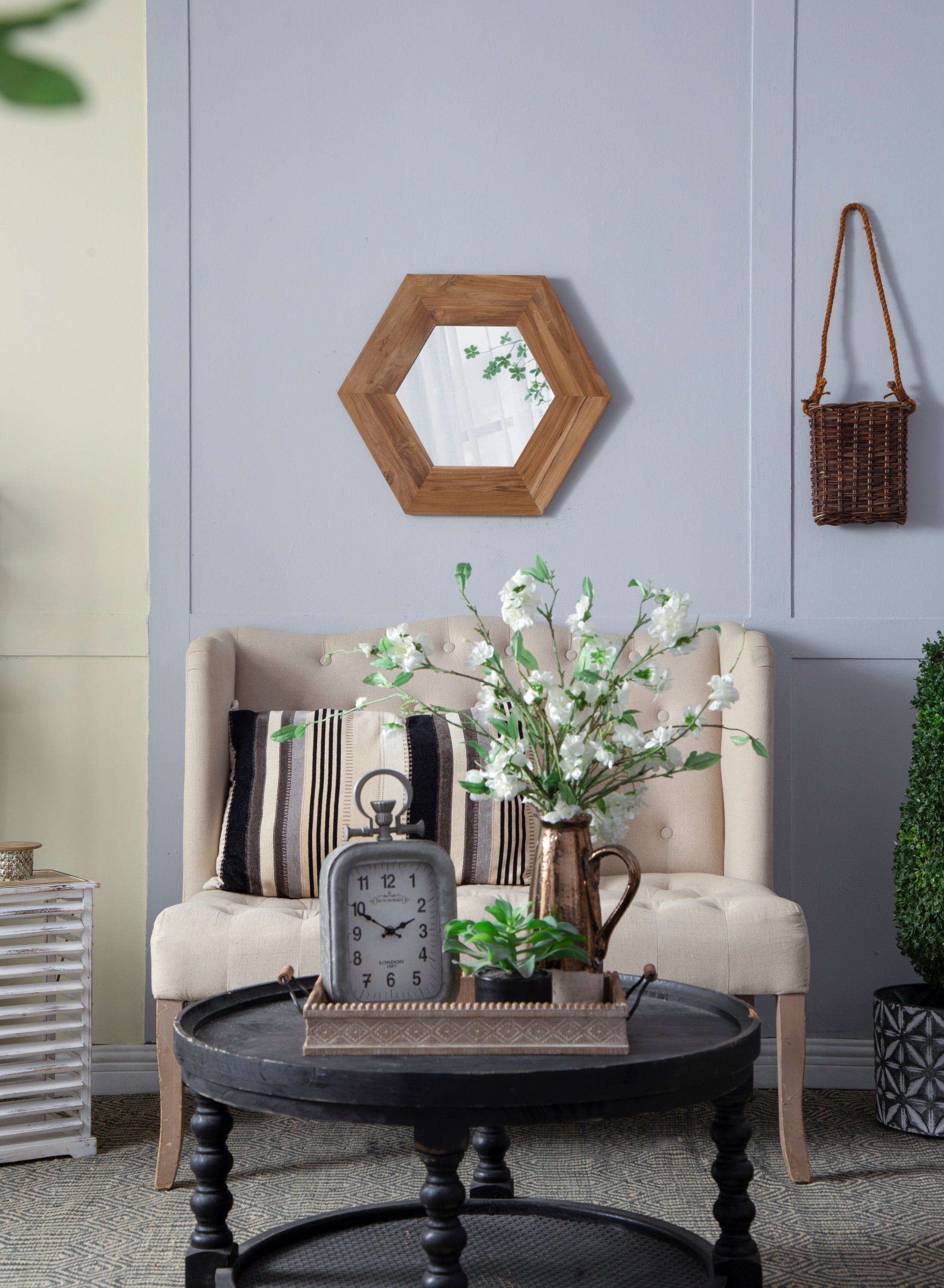 Hexagon Mirror with Natural Wood Frame 18.5"x18.5"