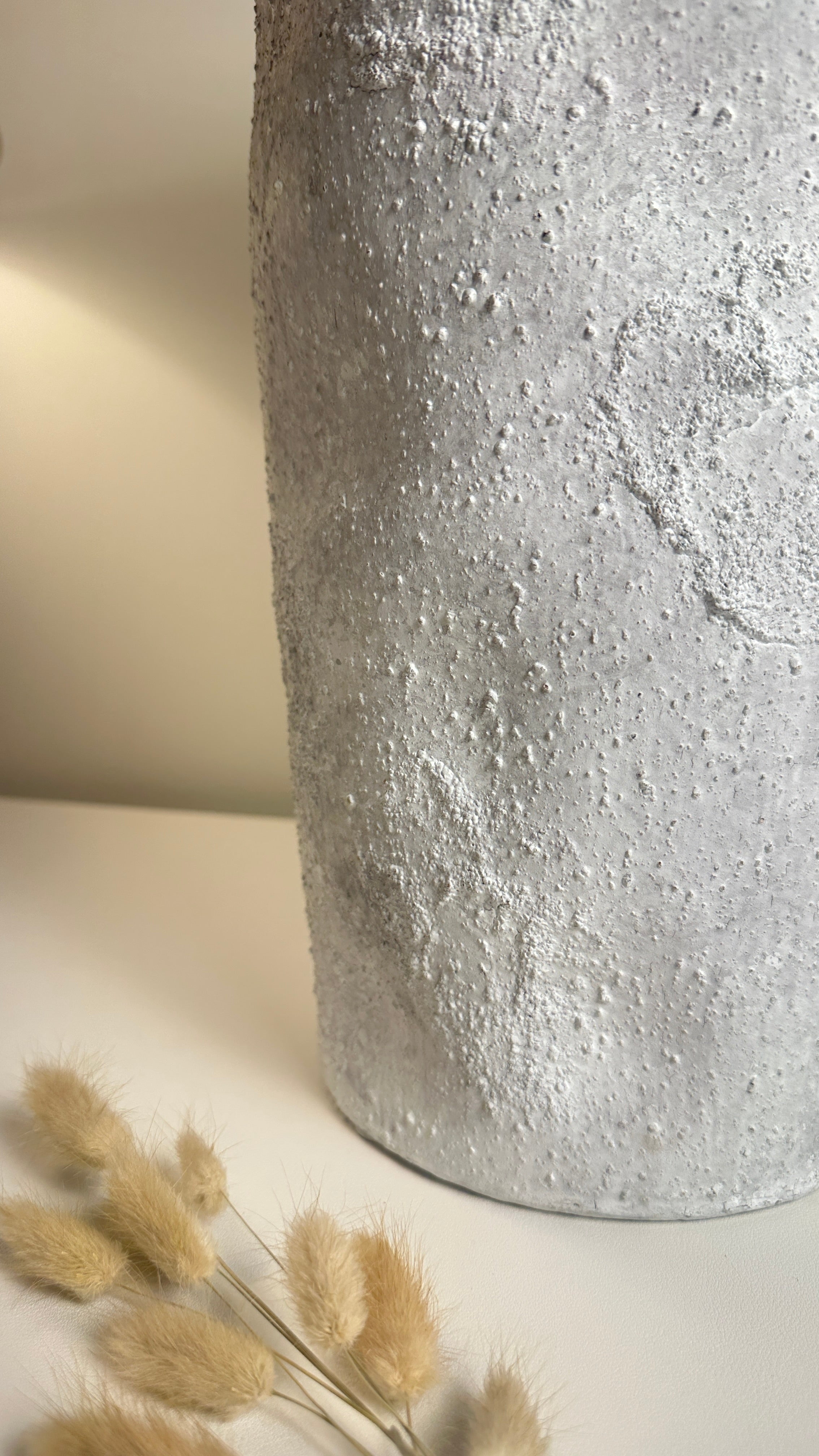 Minimalist Floor Vase or Table Vase Textured Ceramic White/Light Grey 17"Tall