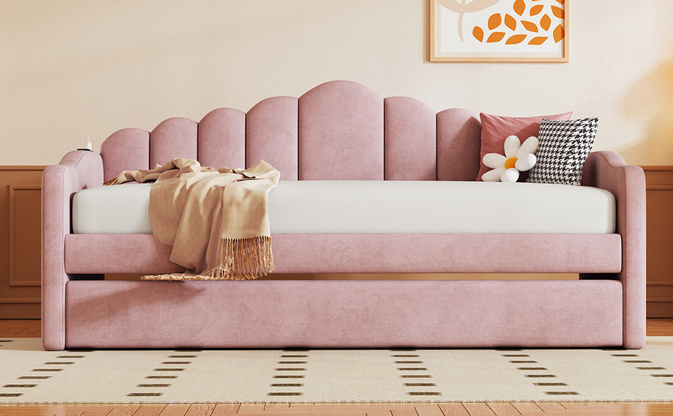 Twin size Upholstered Daybed with Trundle ,Velvet Sofabed with USB Charging Ports, No Box-spring Needed - Pink