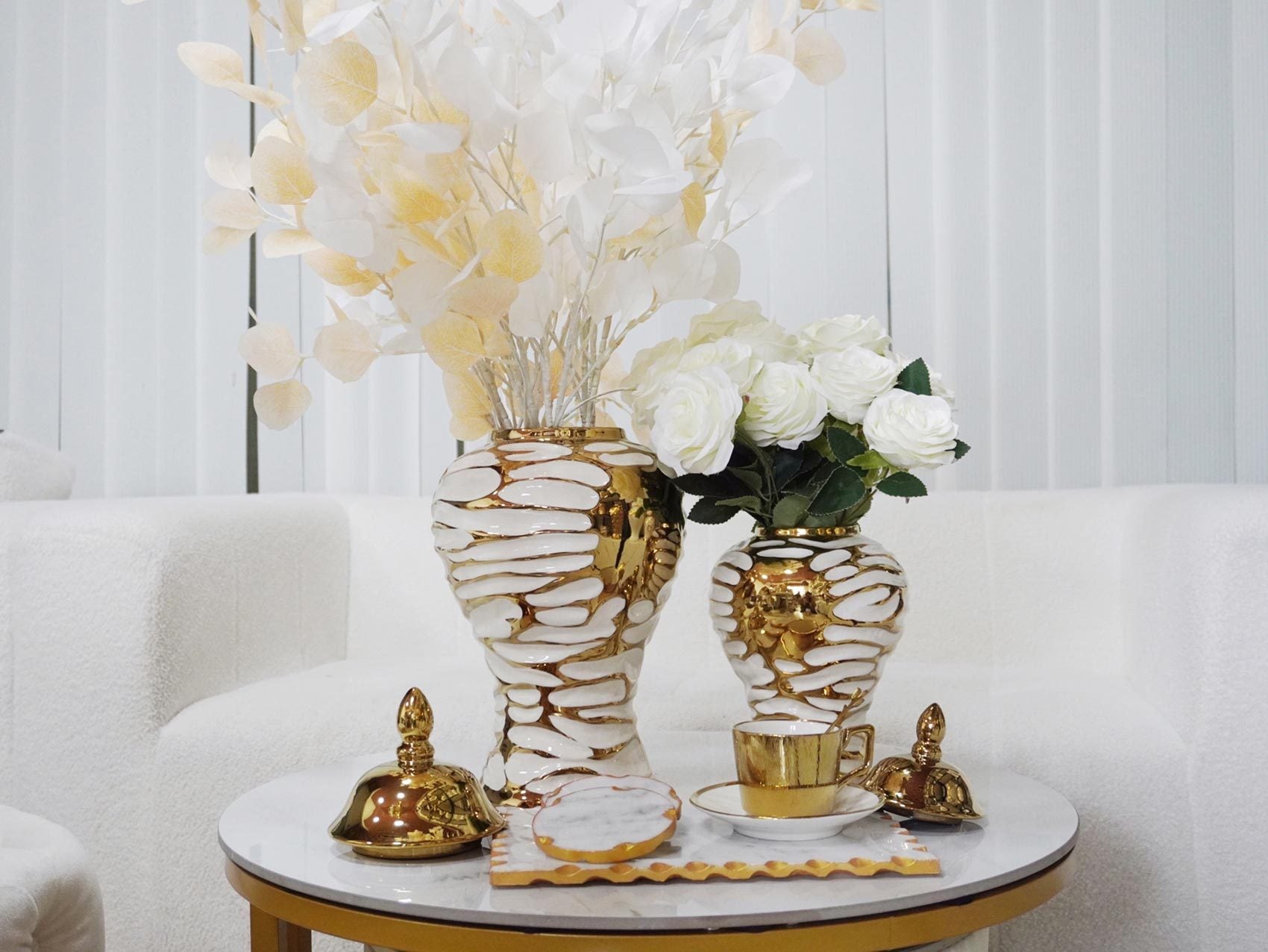 17.50"H Charming White and Gold Ginger Jar with Removable Lid
