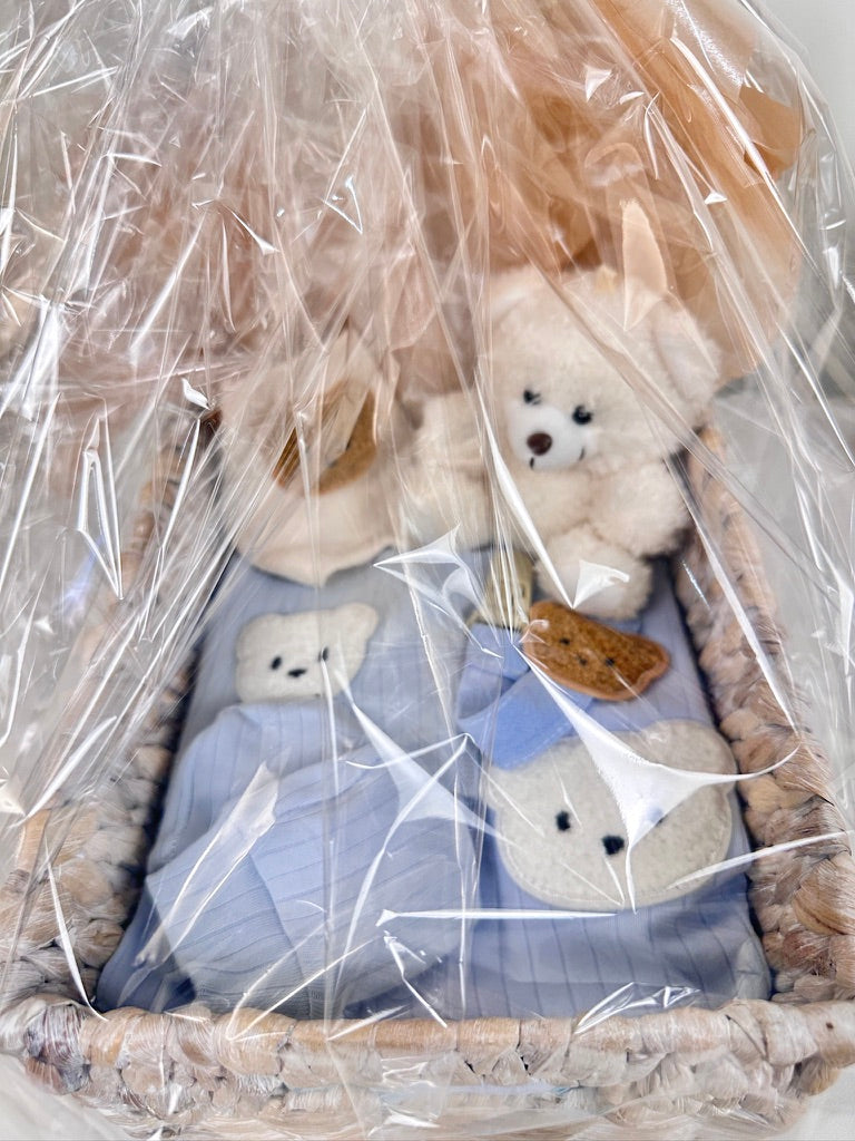 LUXURY BABY GIFT BAG - Cream/ Blue - Set of 7