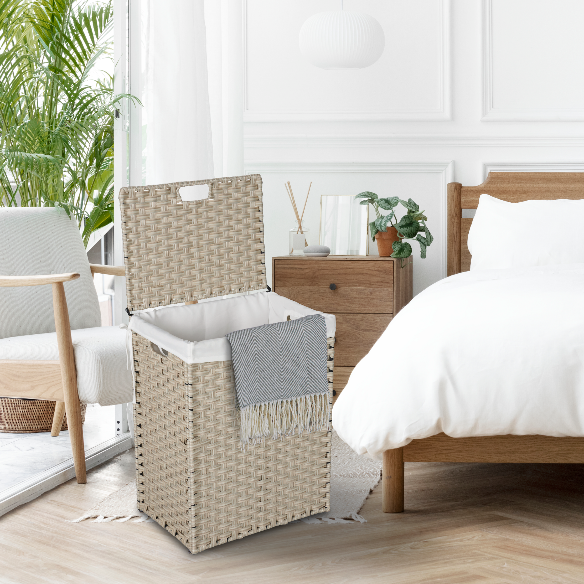 Laundry Hamper With Lid PE Rattan Powder Coating Frame Clothes with 2 Removable Bags, 100L - Light Grey