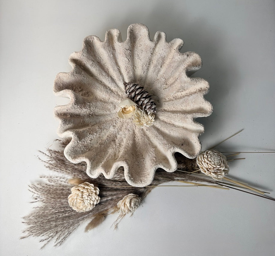 Minimalist Textured Flower Bowl Shape Tray 12x12x3“ - Cream