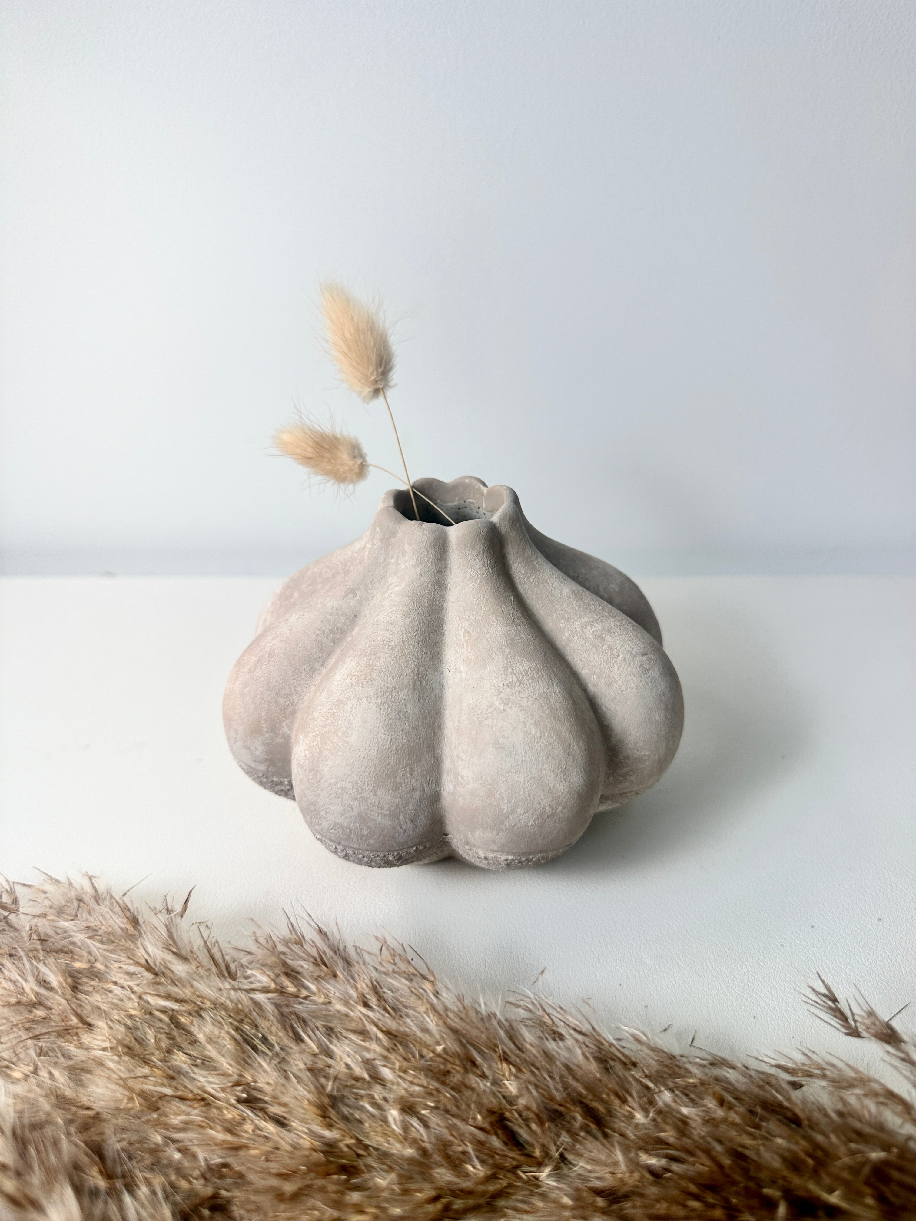 Minimalist rustic hand-painted flower shape small Bud vase 7“ tall- Beige wash