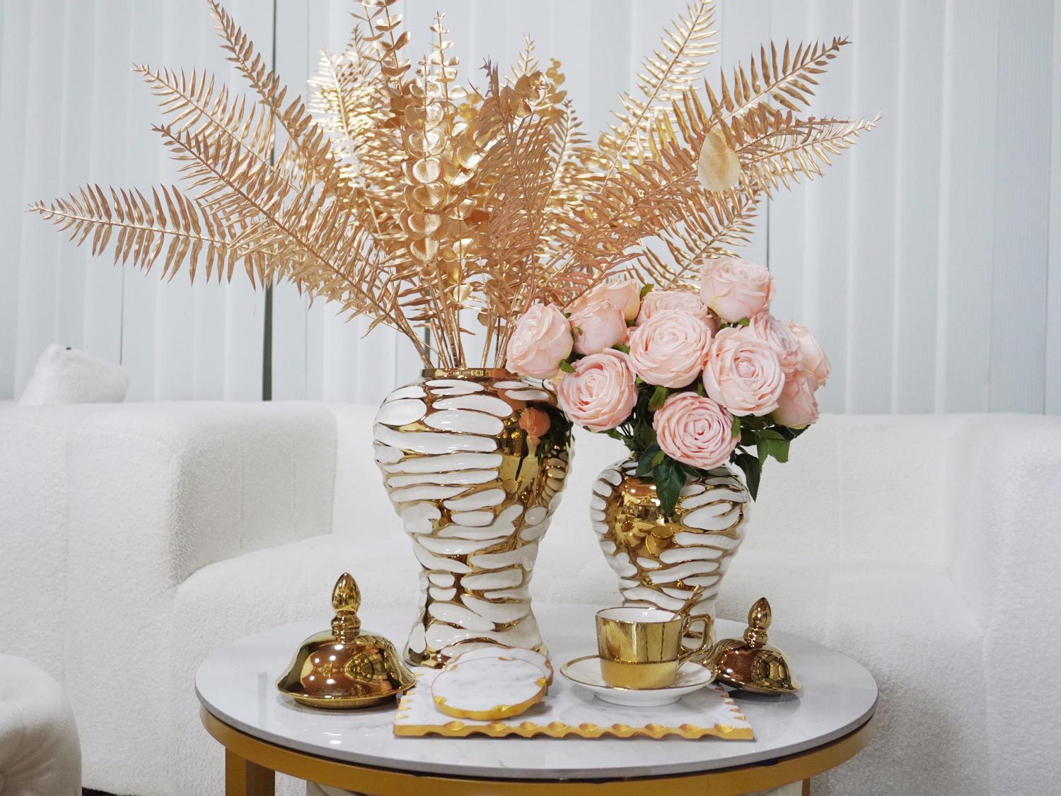 17.50"H Charming White and Gold Ginger Jar with Removable Lid