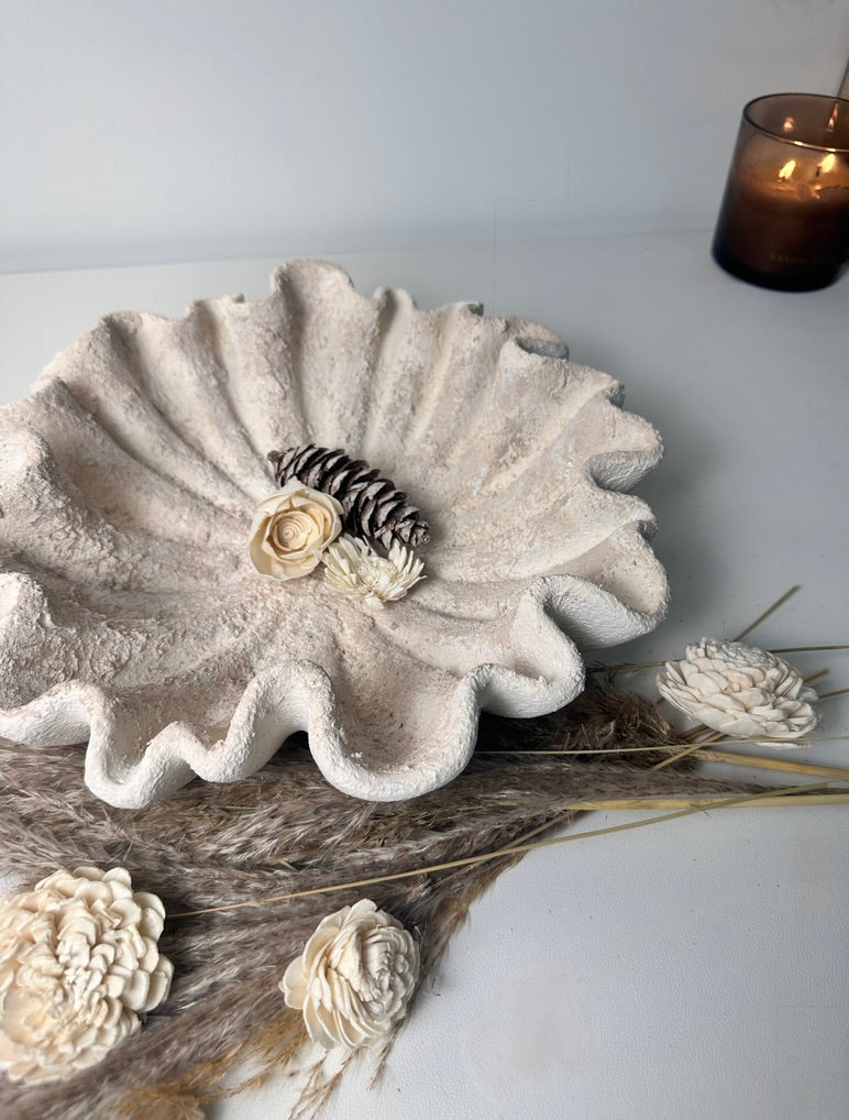 Minimalist Textured Flower Bowl Shape Tray 12x12x3“ - Cream