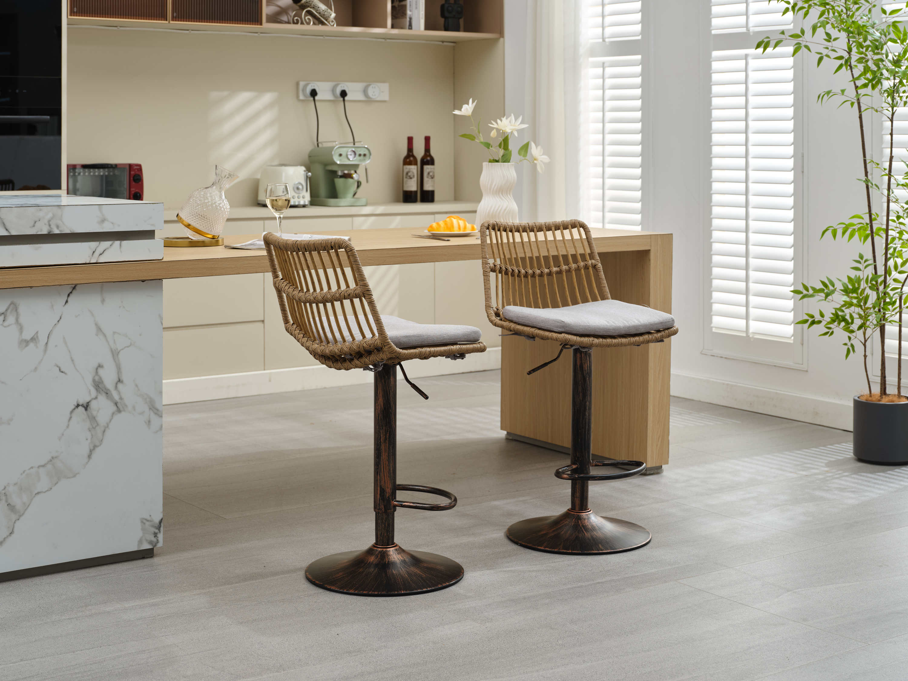 Set of 2 Rattan Bar Stool, 360 Swivel Bar Chair, Counter Height Chair with Footrest - Grey