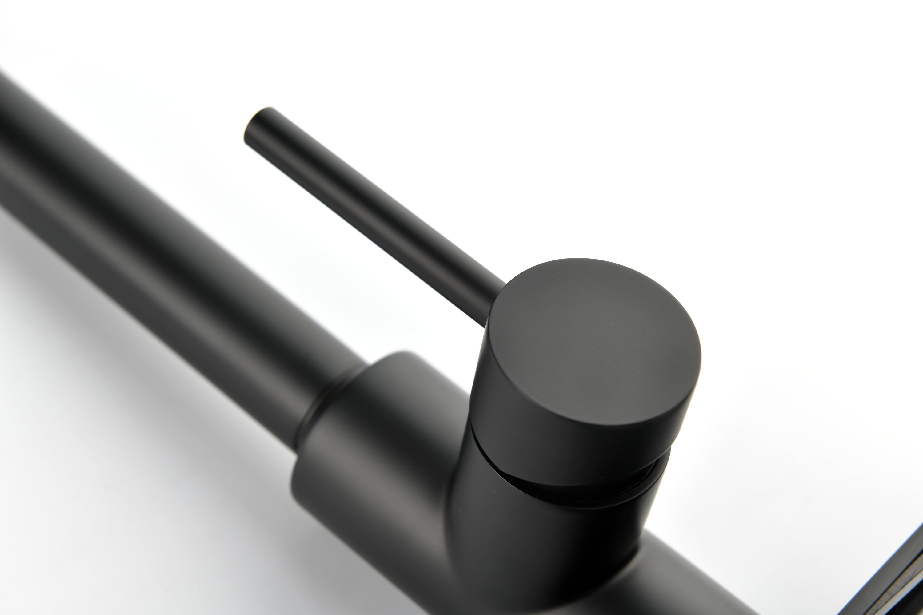 Kitchen Faucet with Pull Down Sprayer - Matt Black