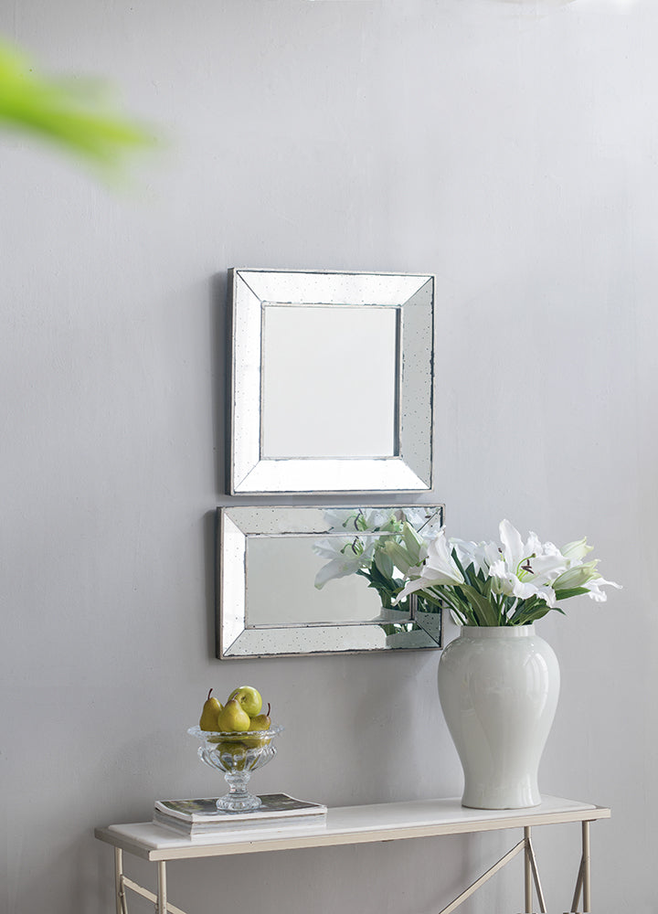 18"x18" Distressed Silver Square Accent Mirror - Traditional Style