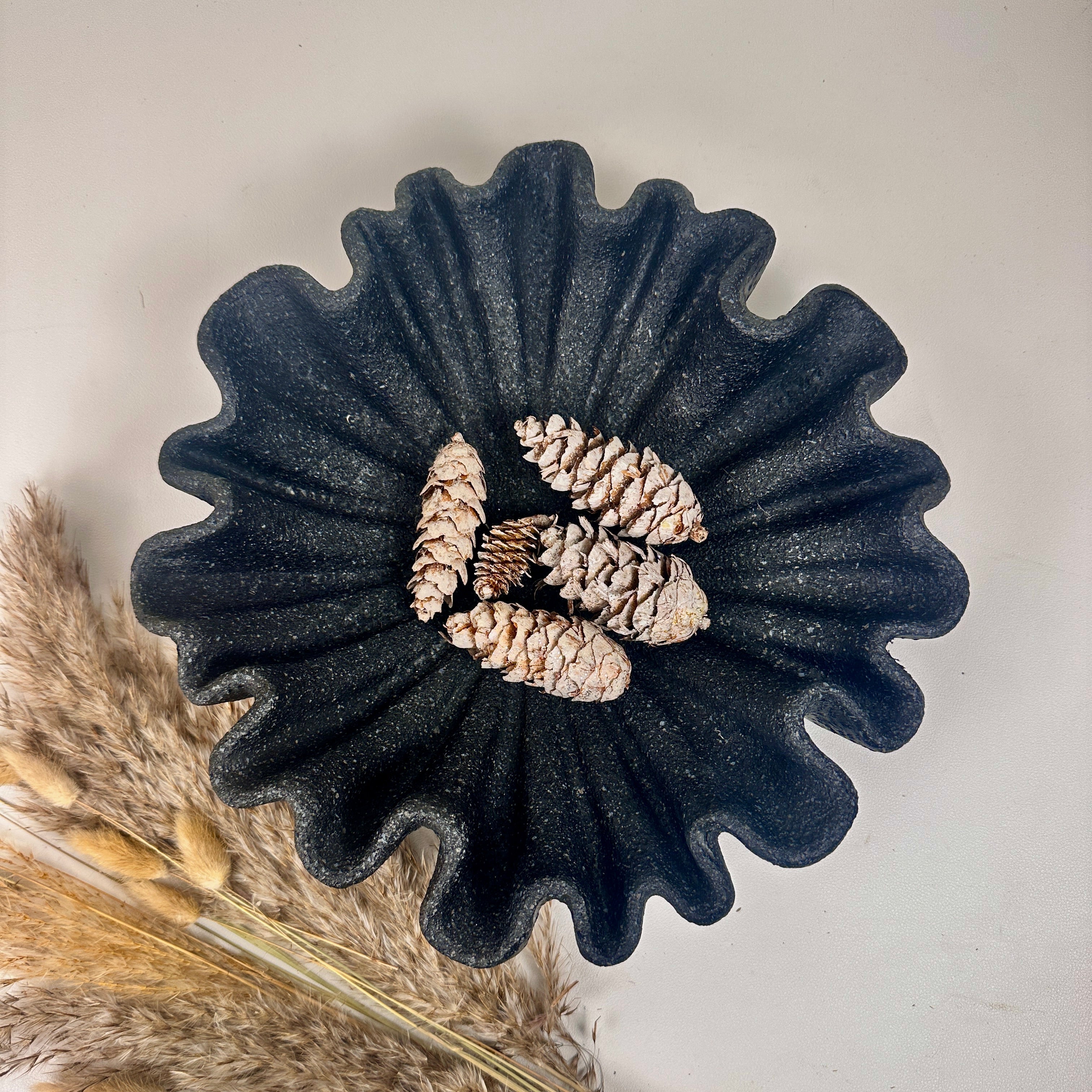 Modern Flower Bowl Shape Tray 12x12x3“ - Black