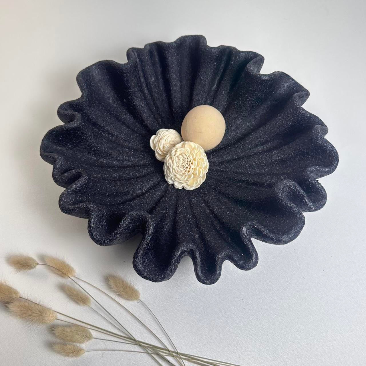 Minimalist Modern Flower Bowl Shape Tray 12x12x3“ - Black