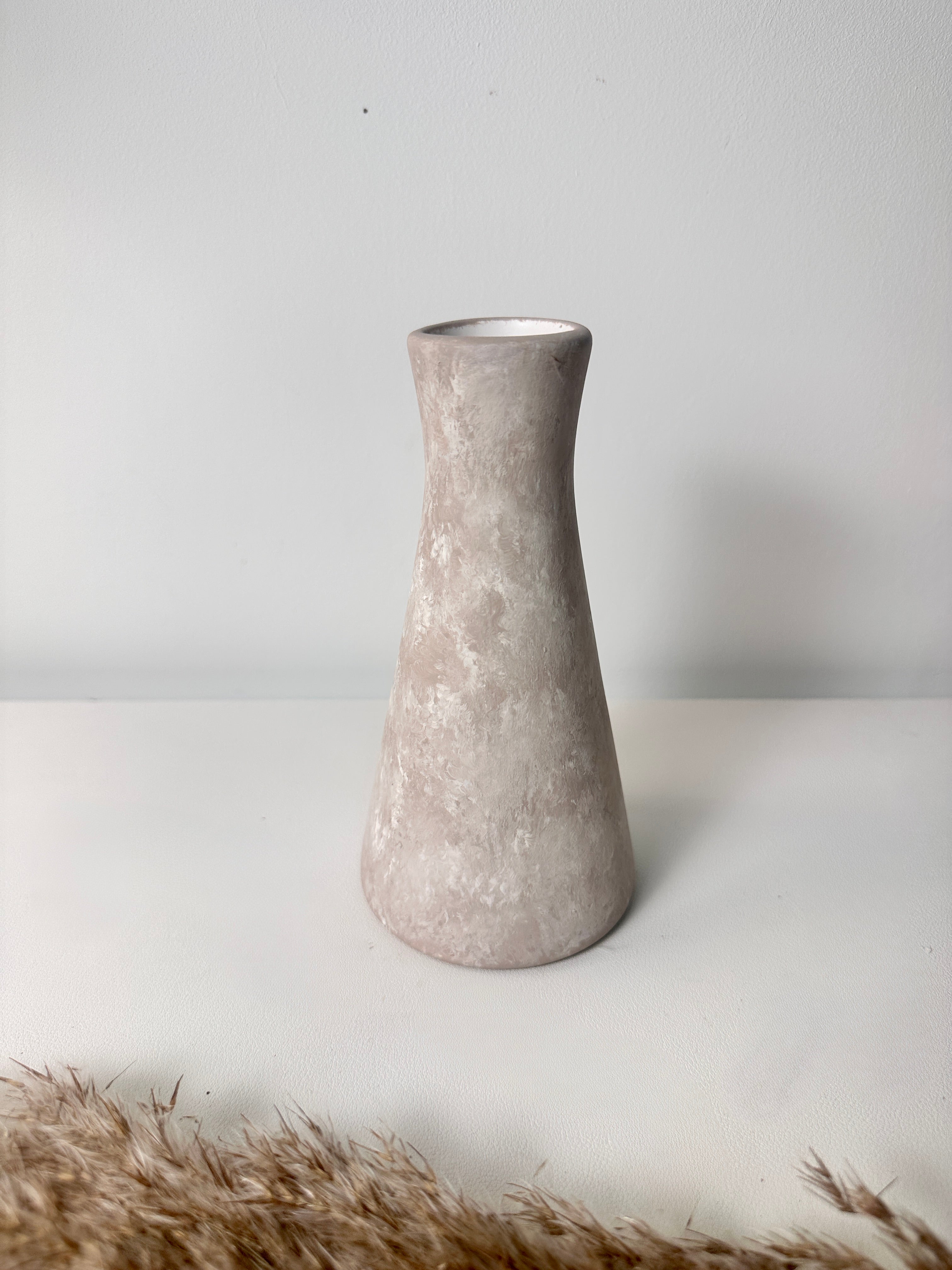 Minimalist rustic hand-painted small Bud vase 7“ tall- Beige wash