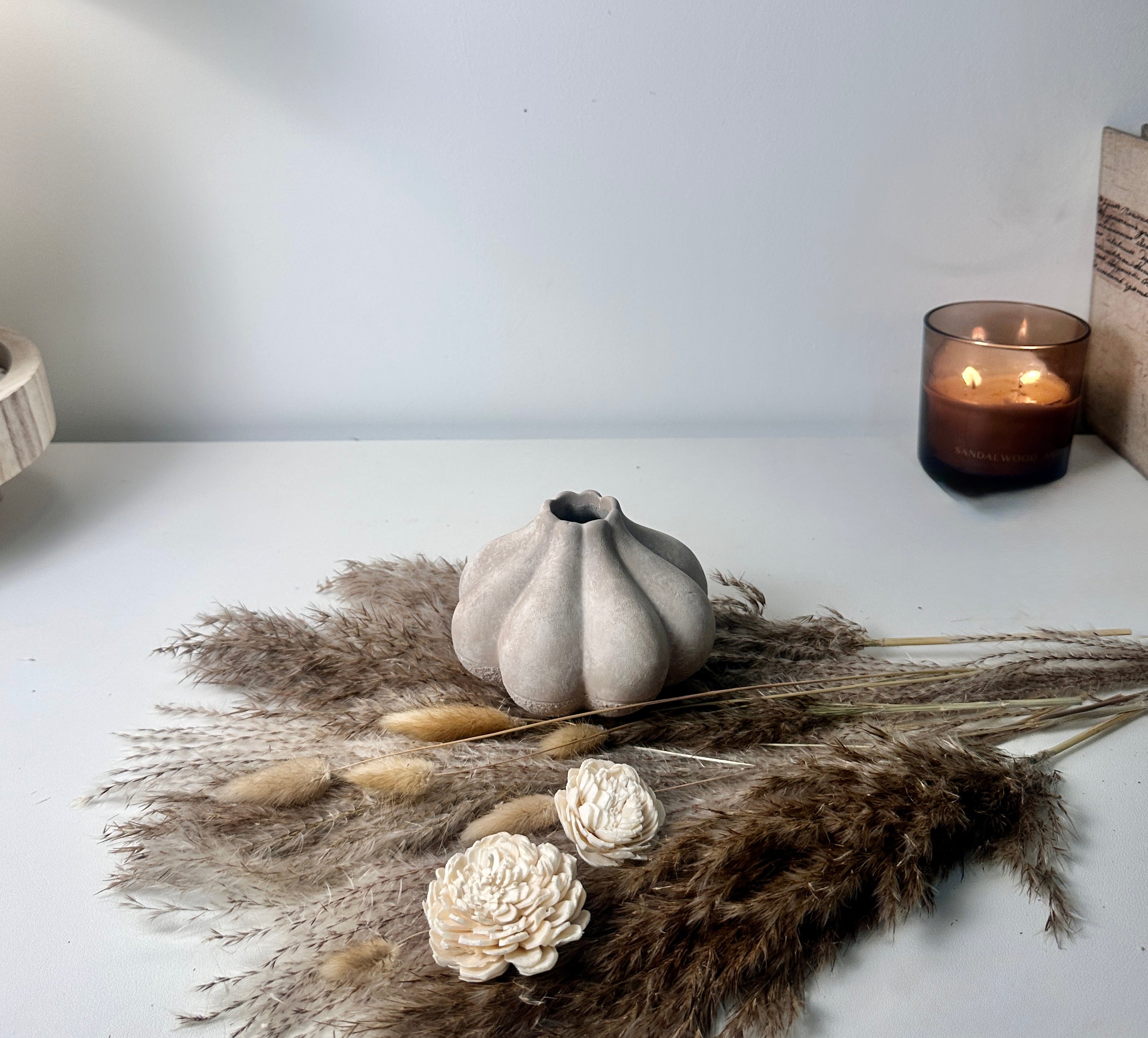 Minimalist rustic hand-painted flower shape small Bud vase 7“ tall- Beige wash