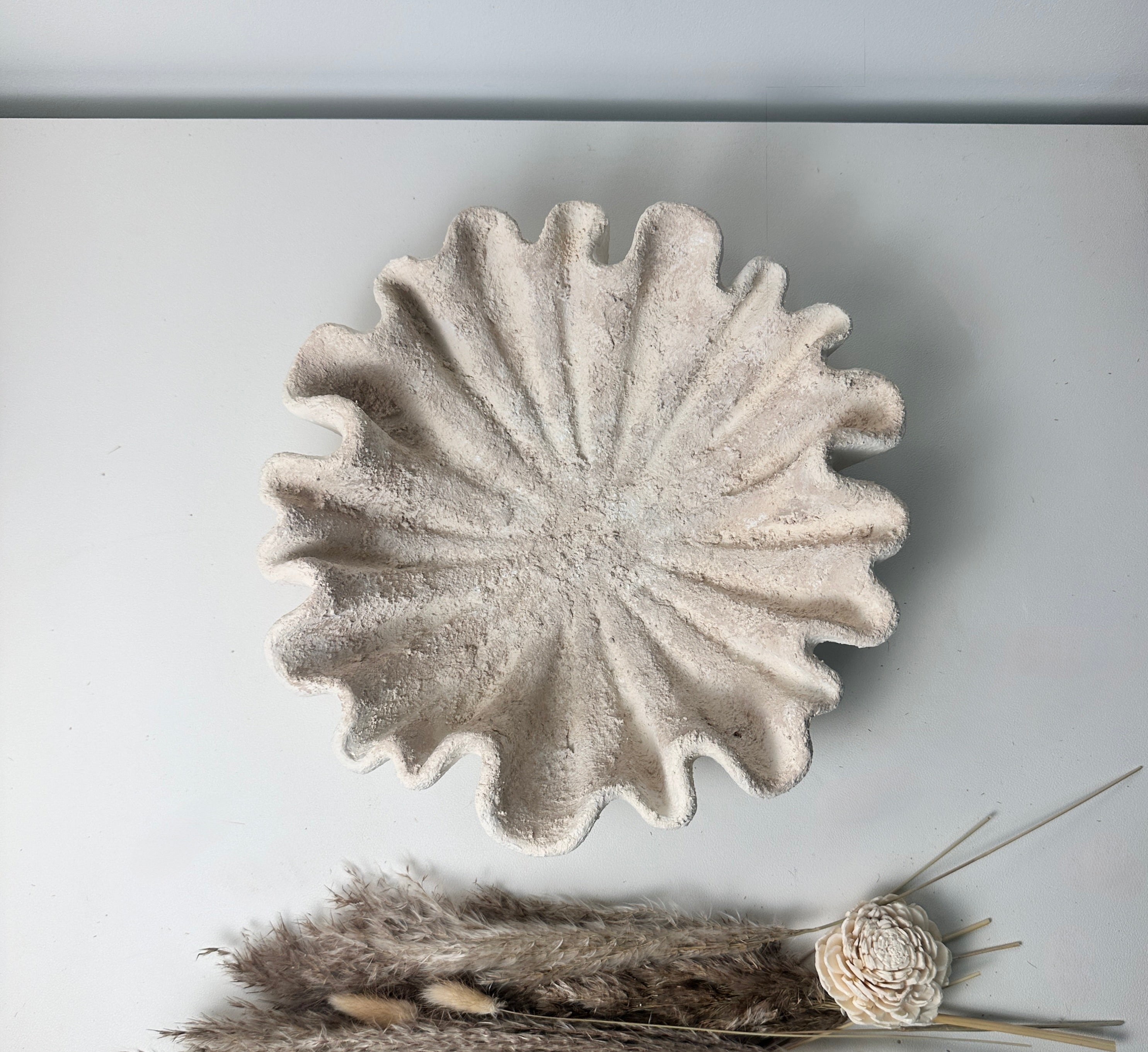 Minimalist Textured Flower Bowl Shape Tray 12x12x3“ - Cream