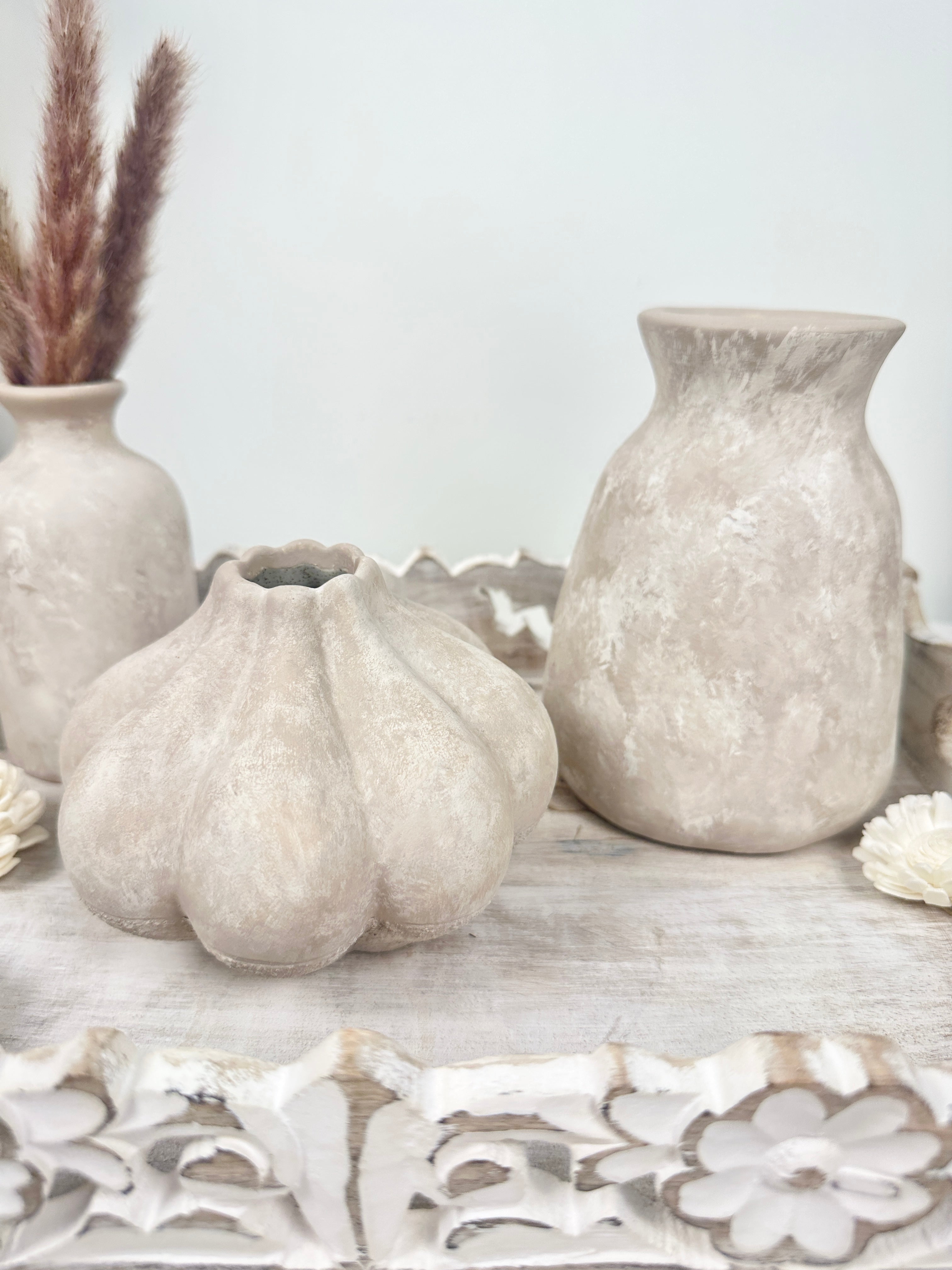 Set of 4 (3 small vases + 1 tray) - Beige and whitewashed