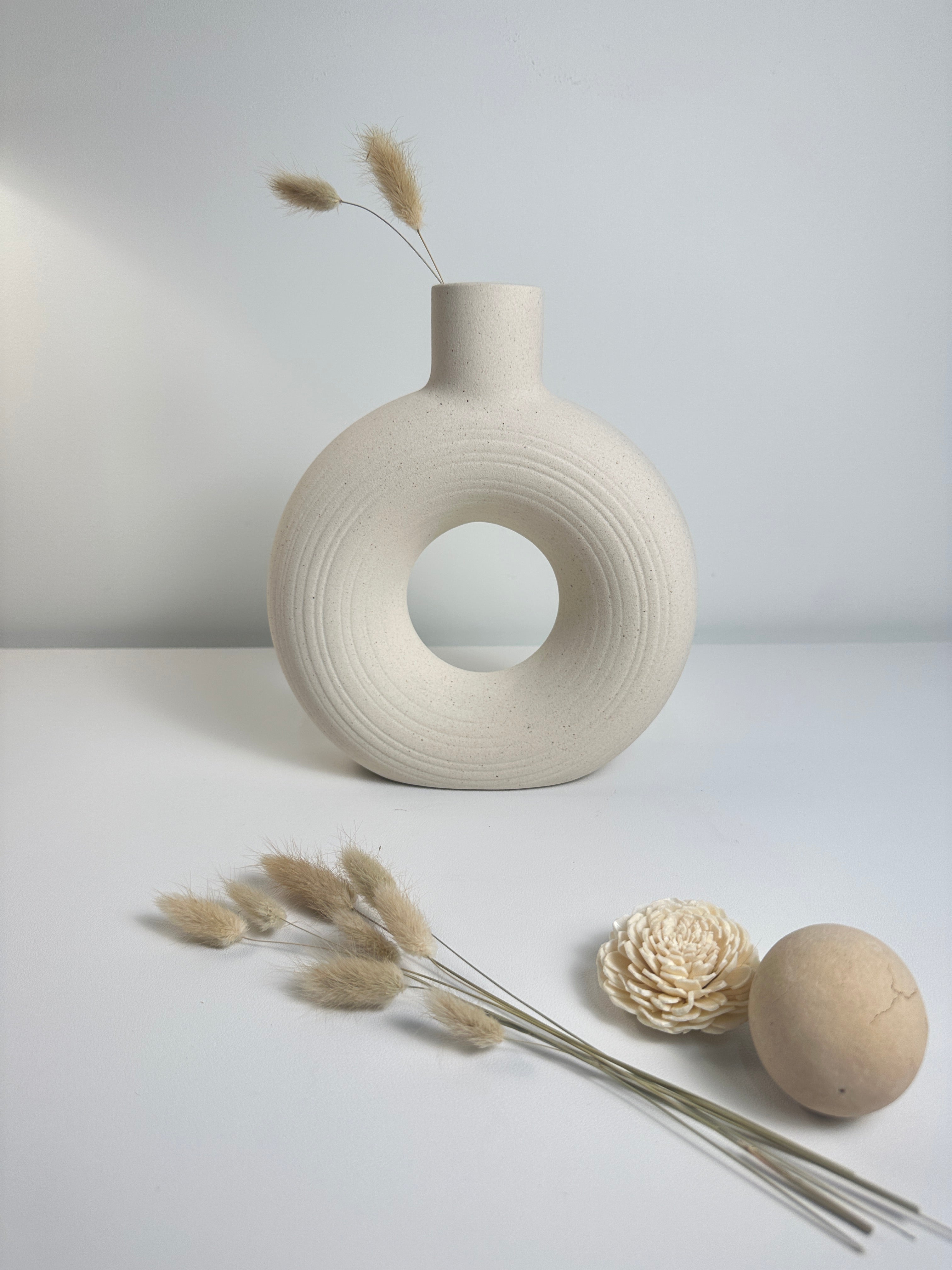 Minimalist Donut Ceramic Vase Sand Color 9.5"