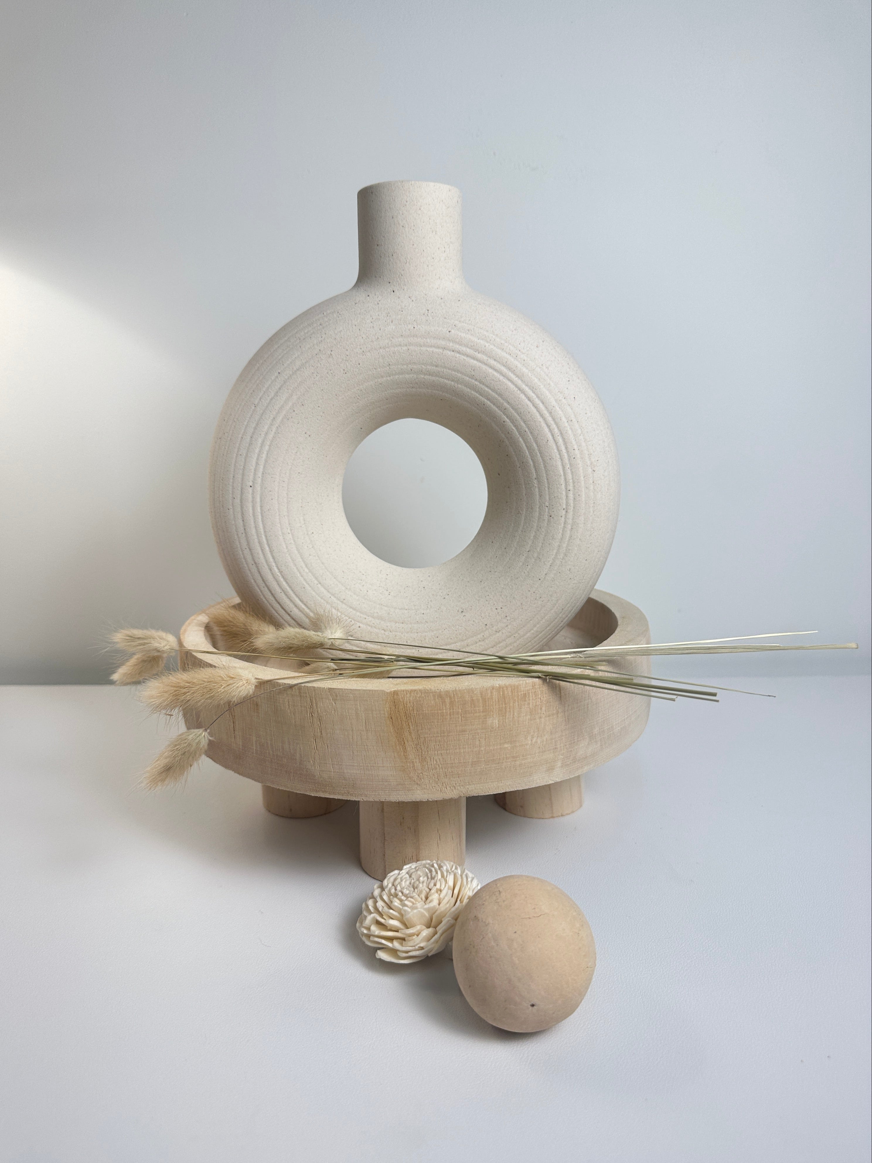 Minimalist Donut Ceramic Vase Sand Color 9.5"