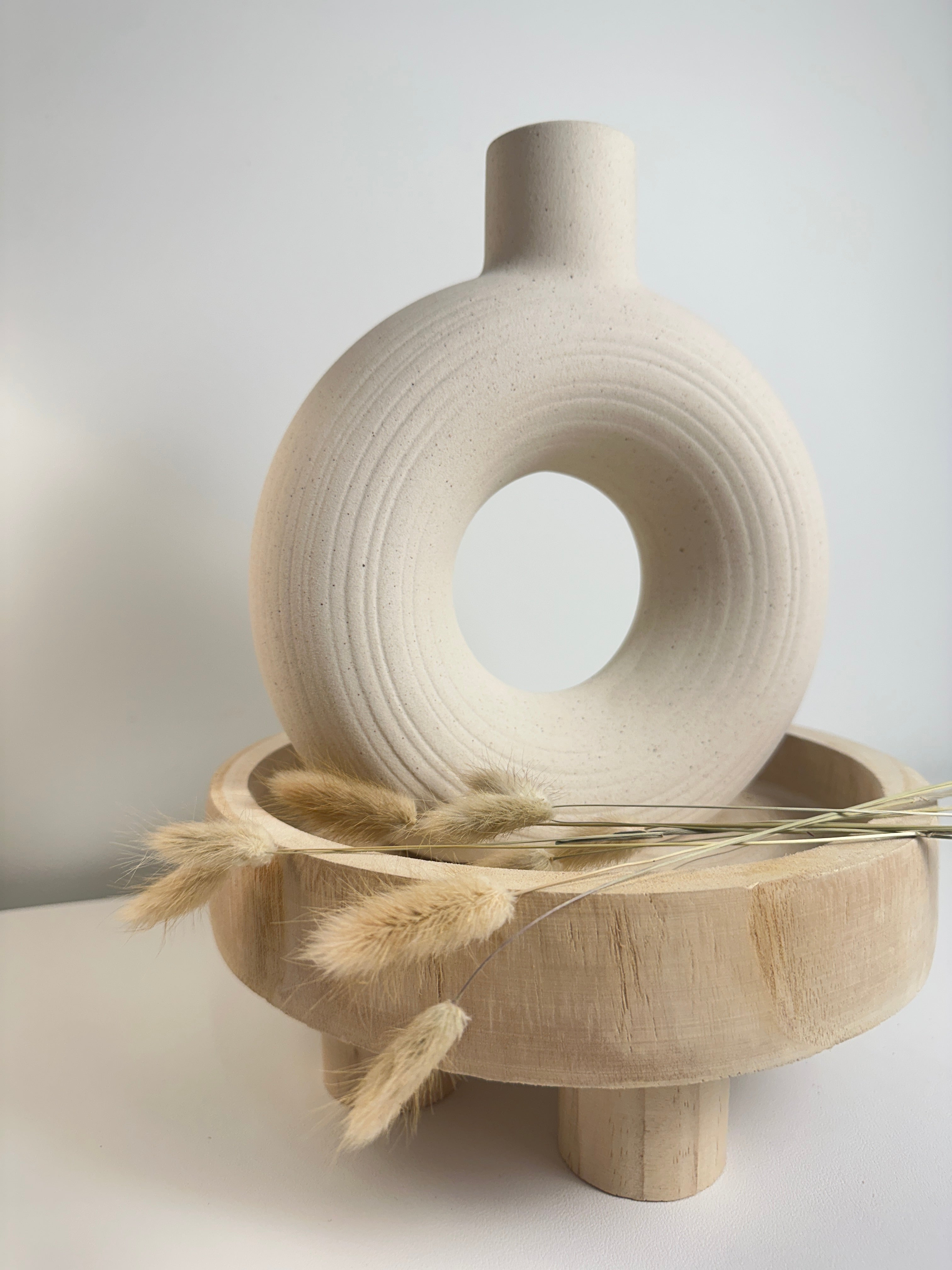Minimalist Donut Ceramic Vase Sand Color 9.5"
