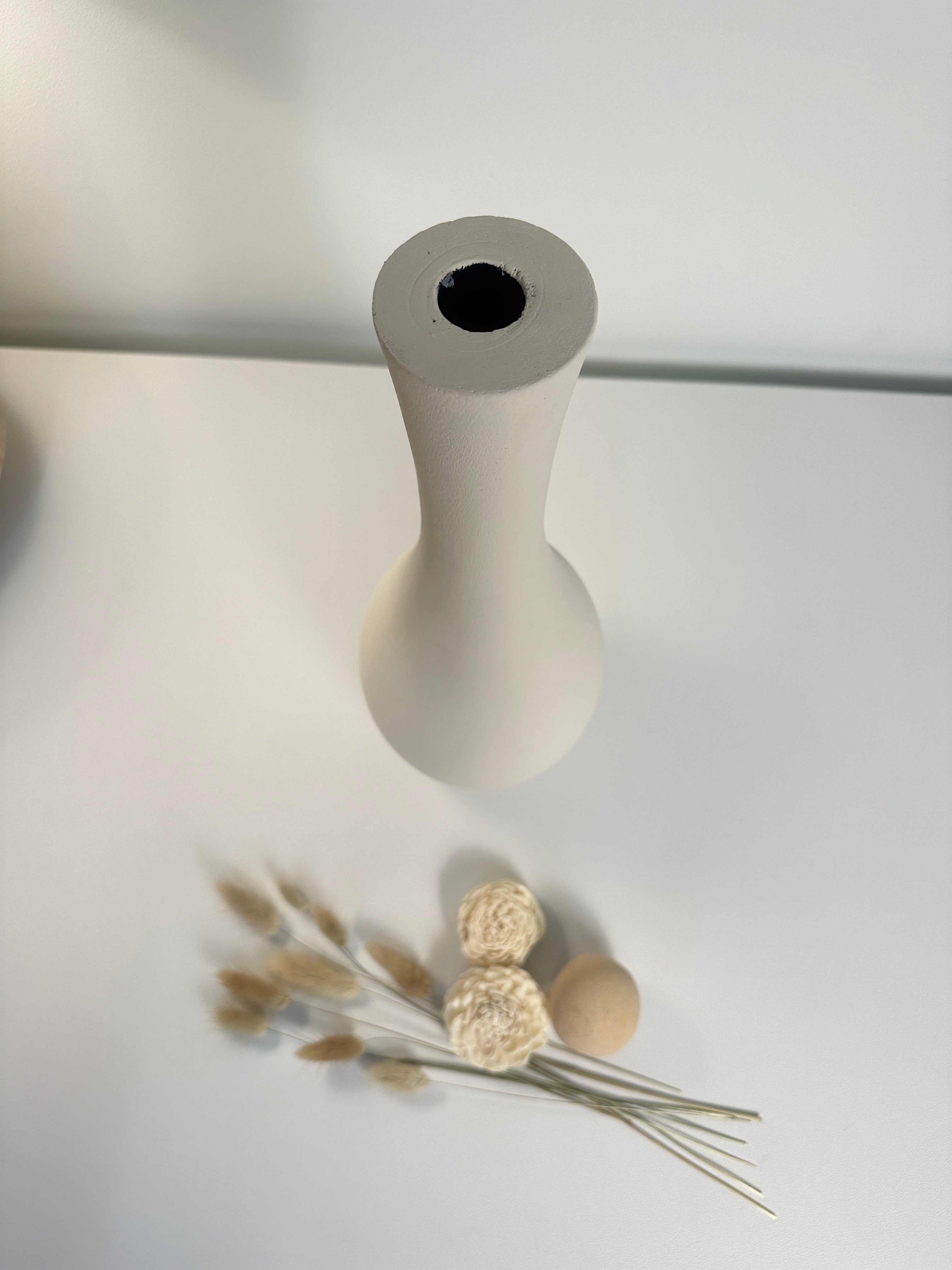 Elegant Paulownia Wood Vase - White