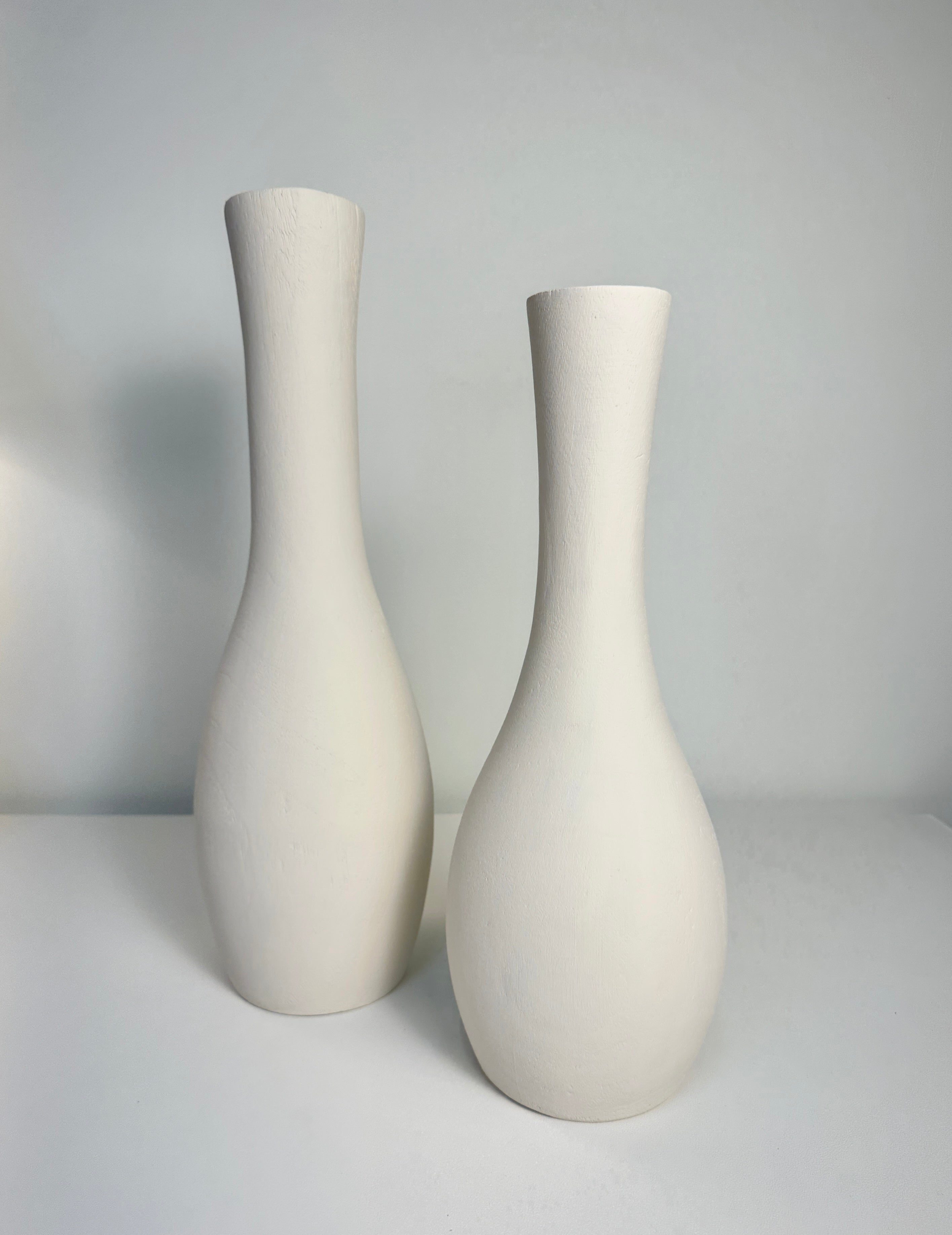 Elegant Paulownia Wood Vase - White