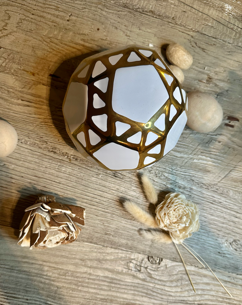 Set of 2 - Candle Holder White and Gold 11" with Ball Gold and White 5.5"