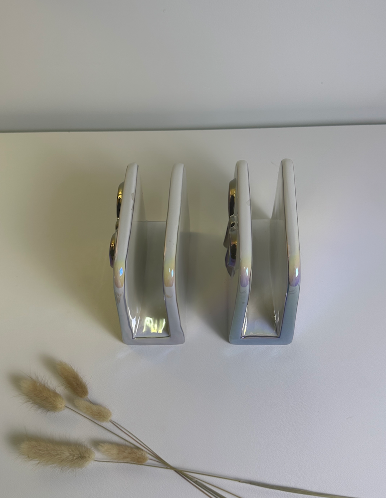 Napkin Holder Bow Iridescent White Color 6x5x2.5"