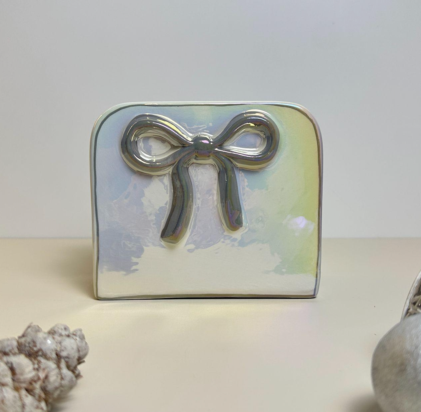 Napkin Holder Bow Iridescent White Color 6x5x2.5"