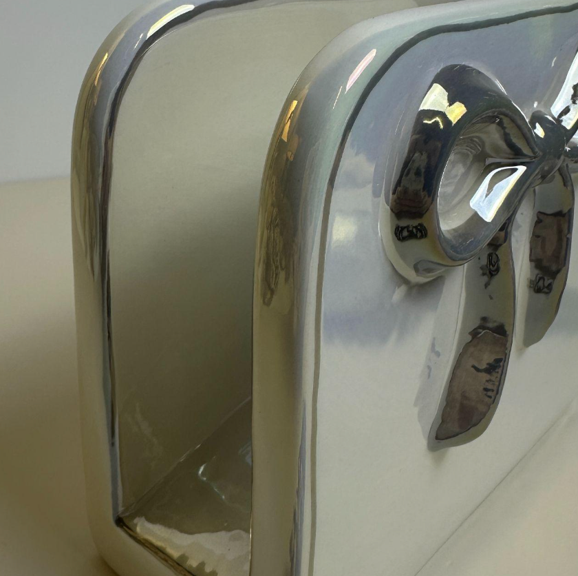 Napkin Holder Bow Iridescent White Color 6x5x2.5"
