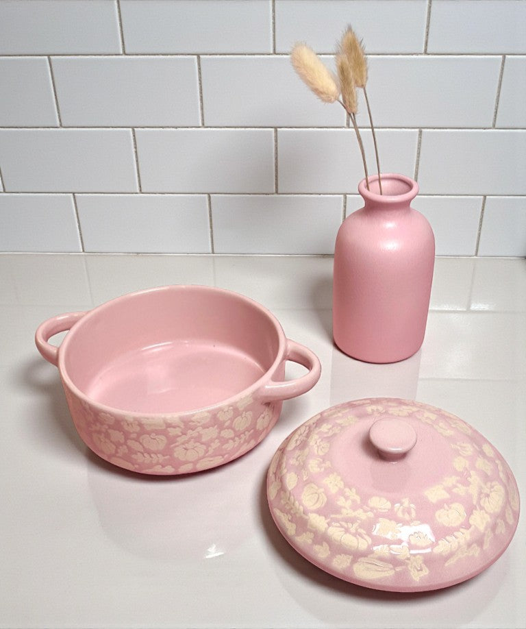 Pink Covered Brie Mini Baker (Stoneware) with Spreader (Stainless Steel & Wood Handle 6.5 inch)
