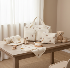 Set of 2 (DUFFEL BAG + POUCH FULL BEARS)
