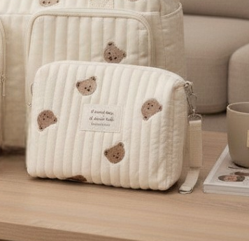 Set of 2 (DUFFEL BAG + POUCH FULL BEARS)