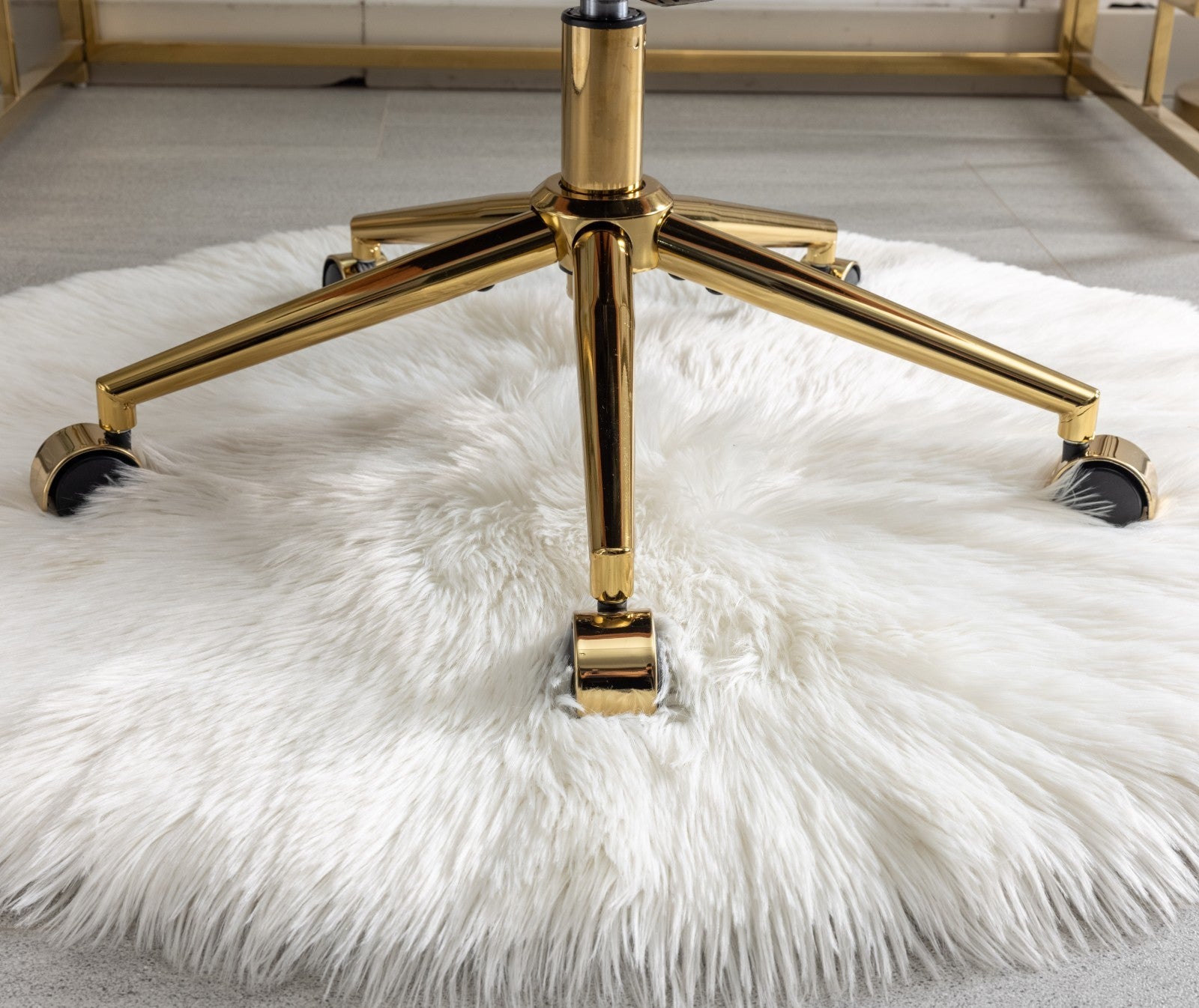 Office Chair with Golden Metal Base - Pink