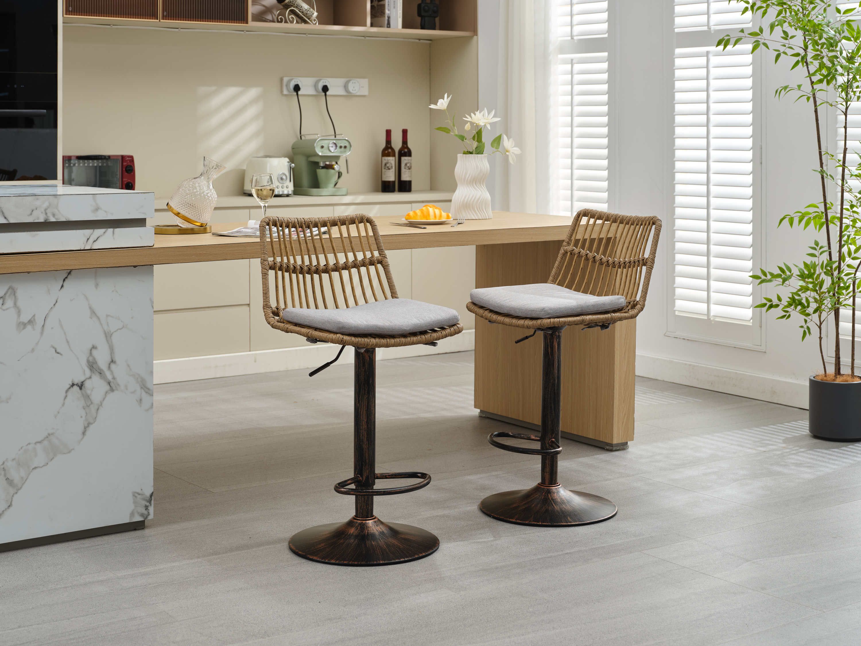 Set of 2 Rattan Bar Stool, 360 Swivel Bar Chair, Counter Height Chair with Footrest - Grey