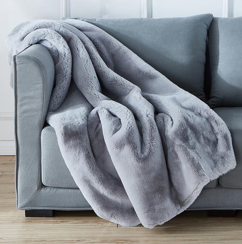 Cassilda Luxury Chinchilla Faux Fur Throw Blanket (50" x 60") - Grey