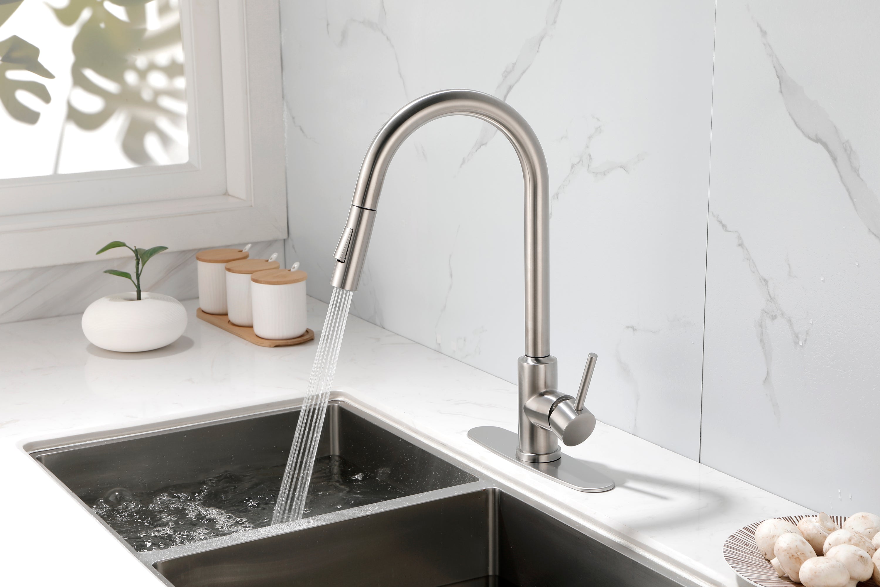 Kitchen Faucet with Pull Down Sprayer - Brushed Nickel