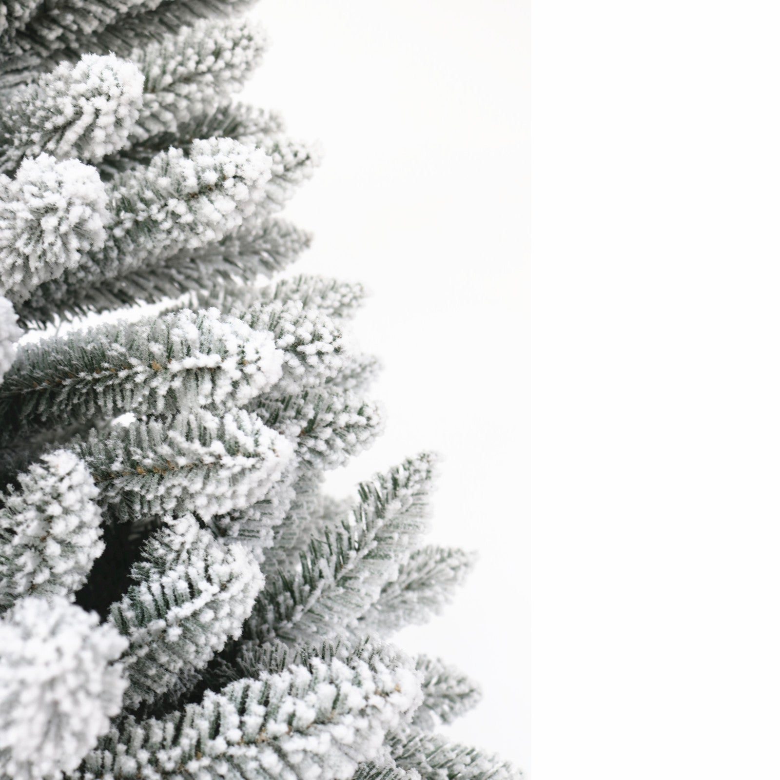 7.5ft 1500t Hinged Flocked Christmas Tree Foldable Metal Stand