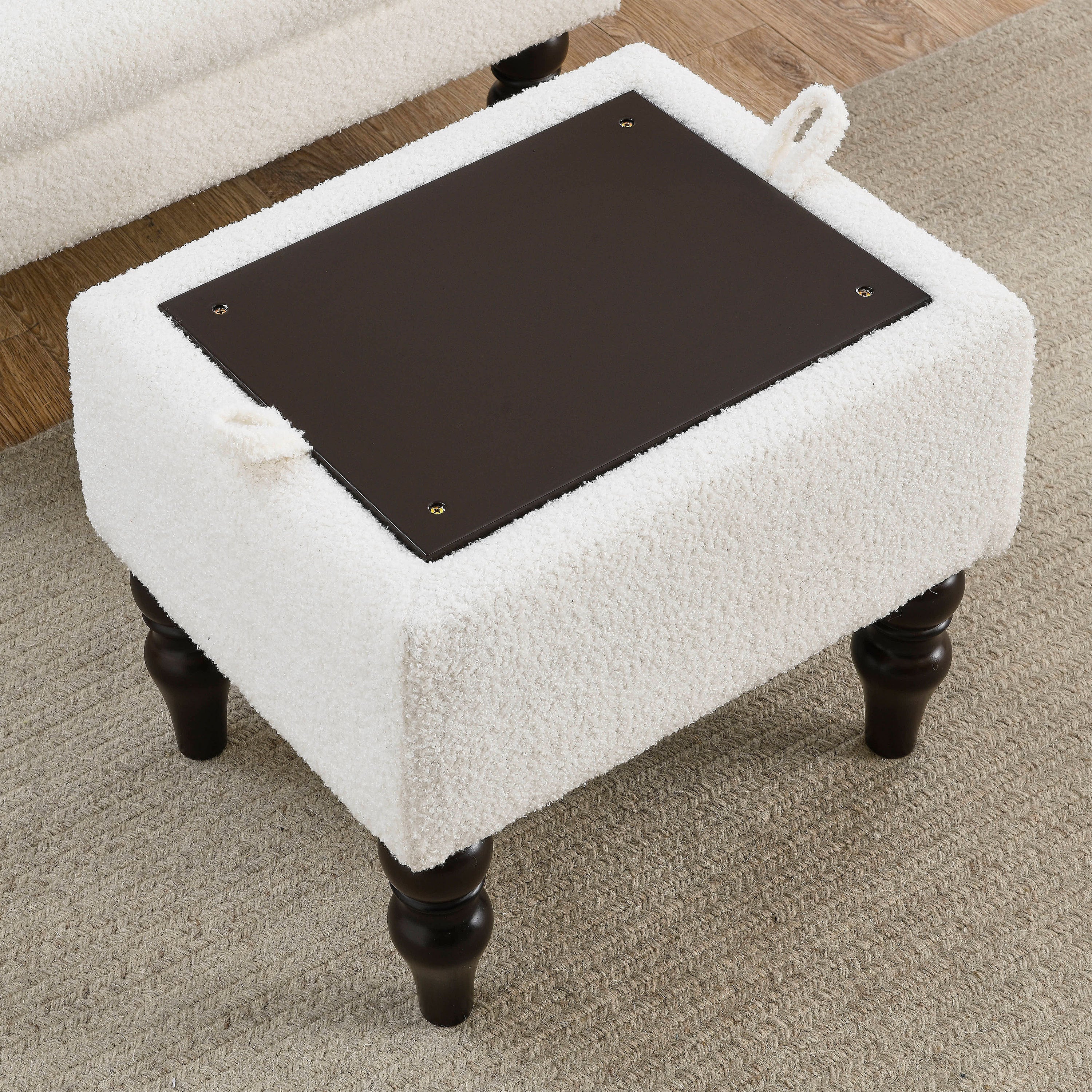 Solid Wood Legs, Tufted Chair for Reading or Lounging - White Teddy