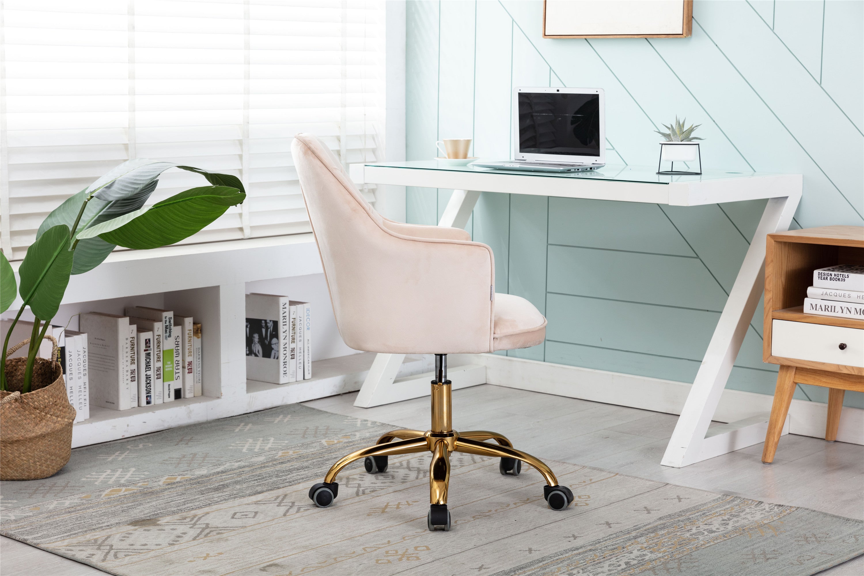 Modern Velvet Swivel Shell Chair - Beige