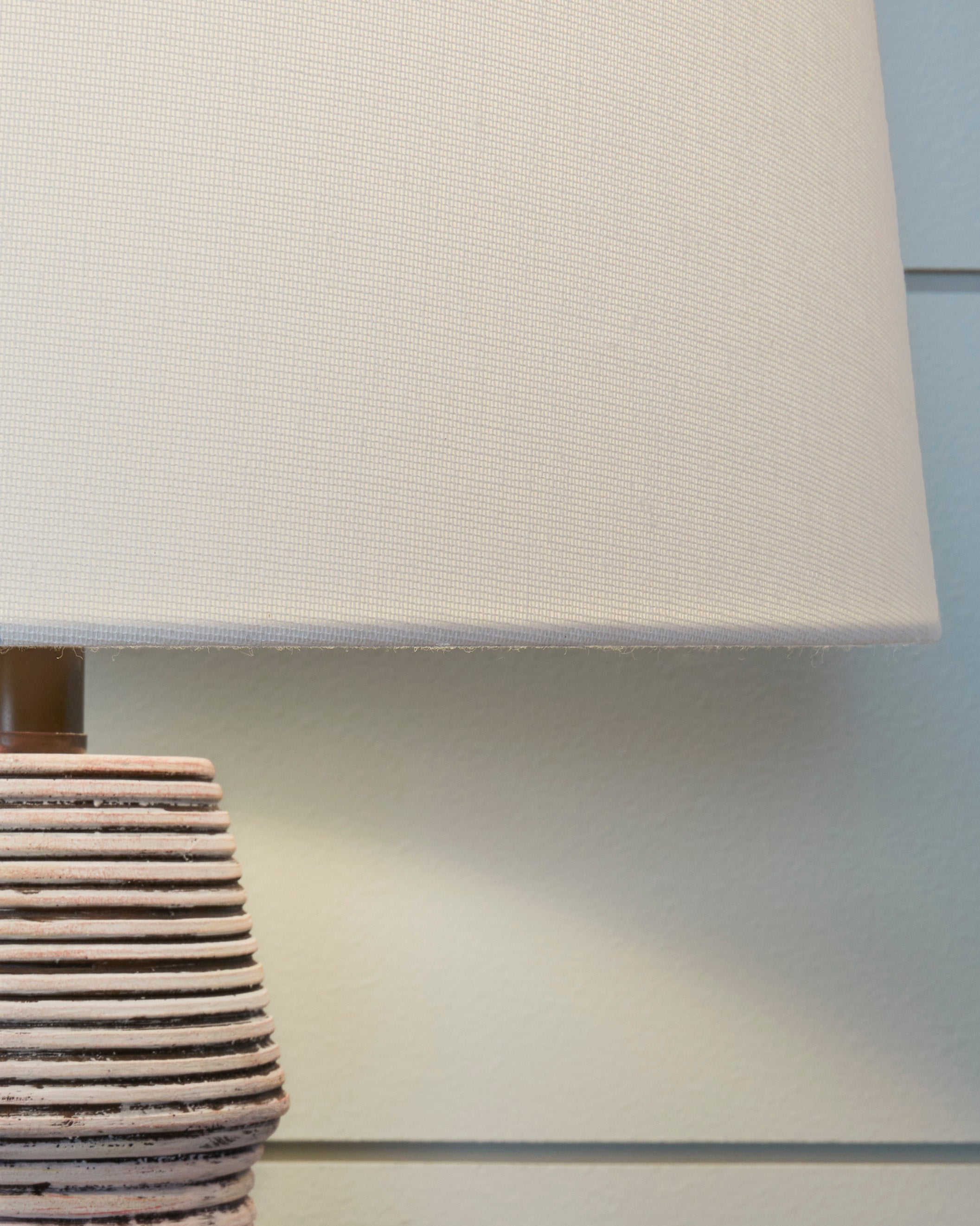 Brick Red/White Table Lamp 