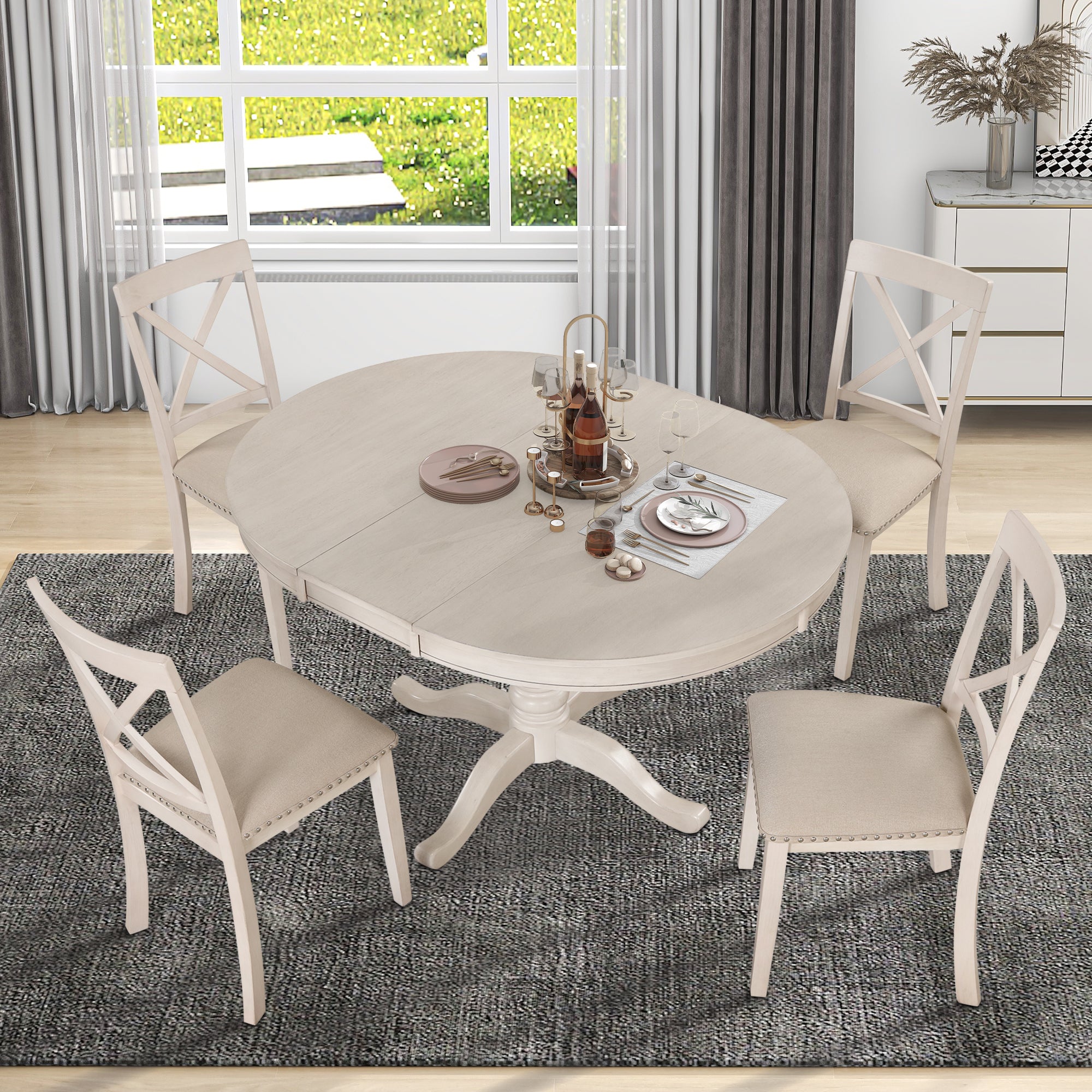 Round Table and 4 Kitchen Room Chairs