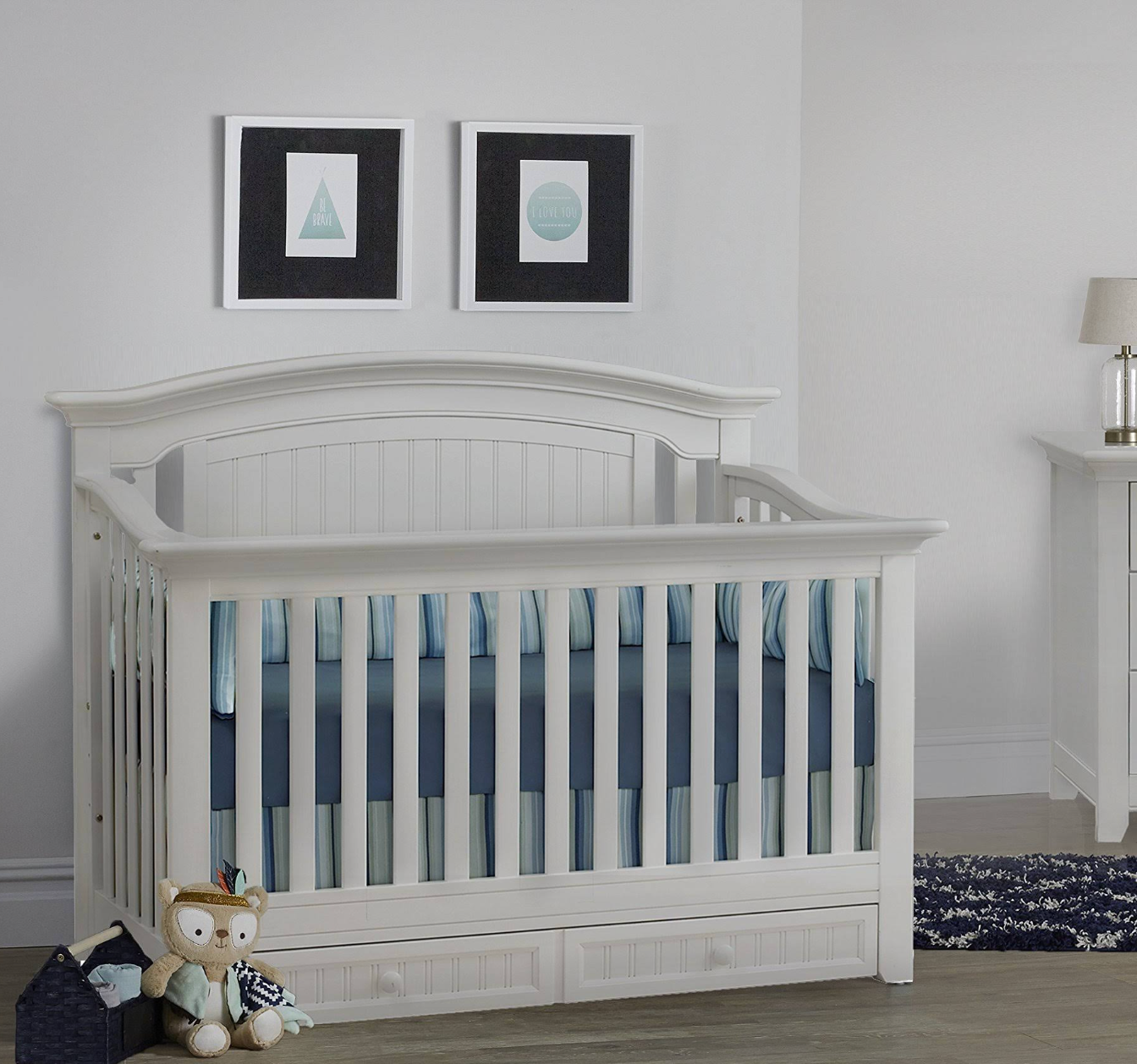 White solid Wood 4-in-1 Convertible Crib
