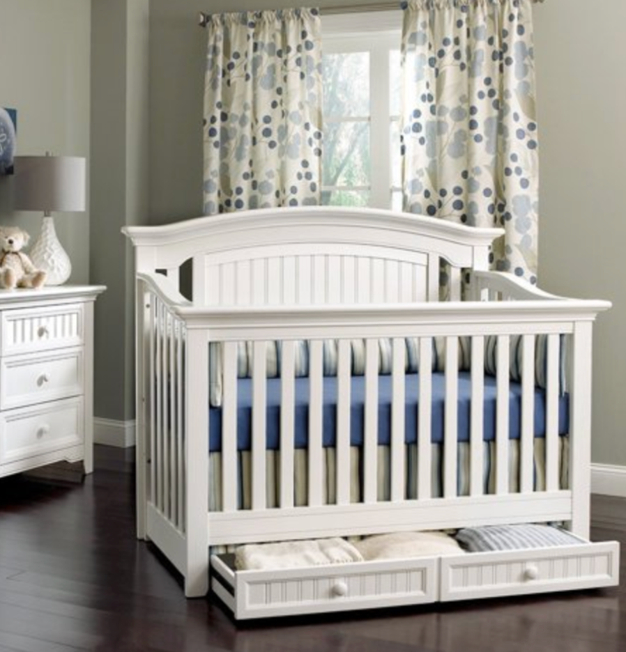 White solid Wood 4-in-1 Convertible Crib